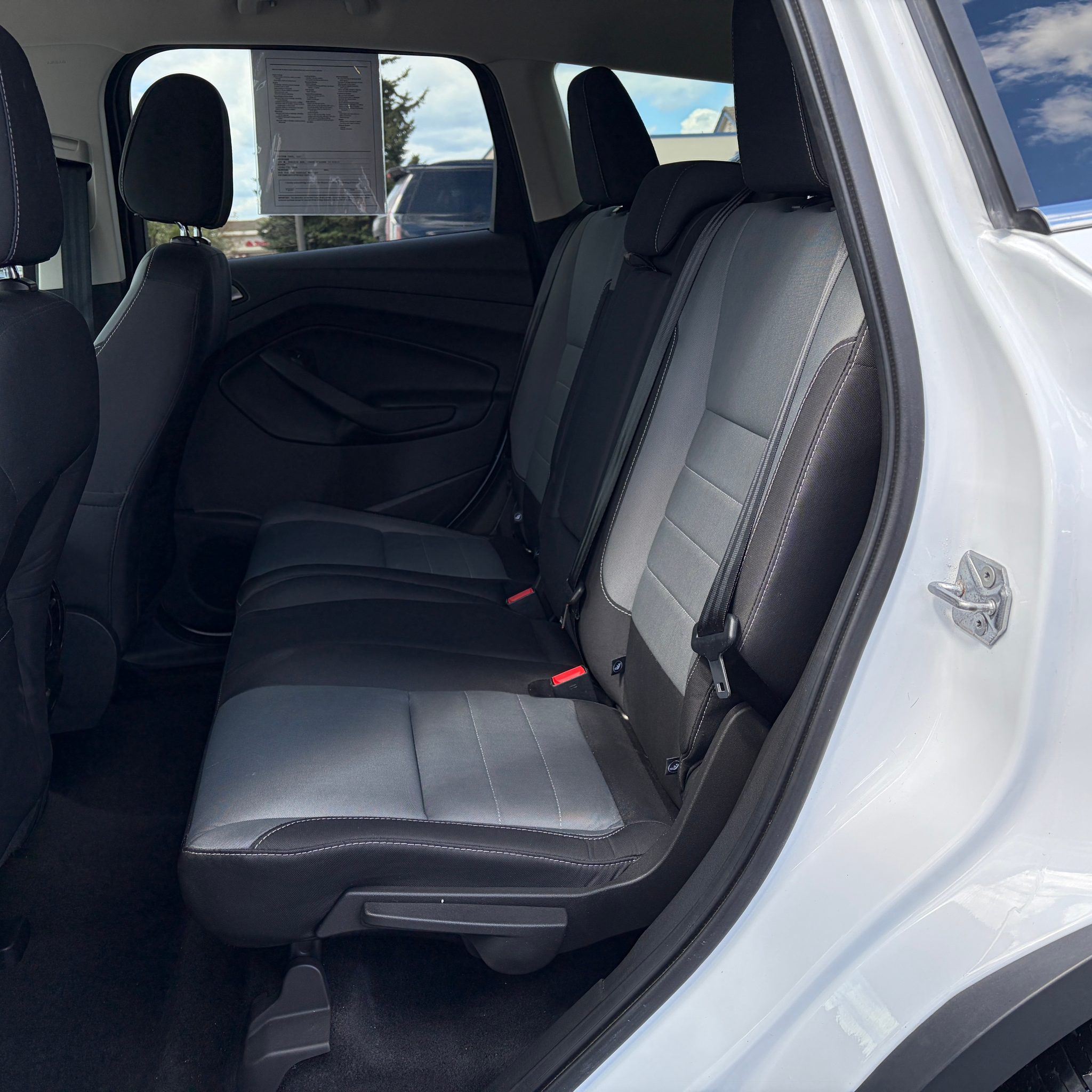 2016 Ford Escape SE - Photo 11