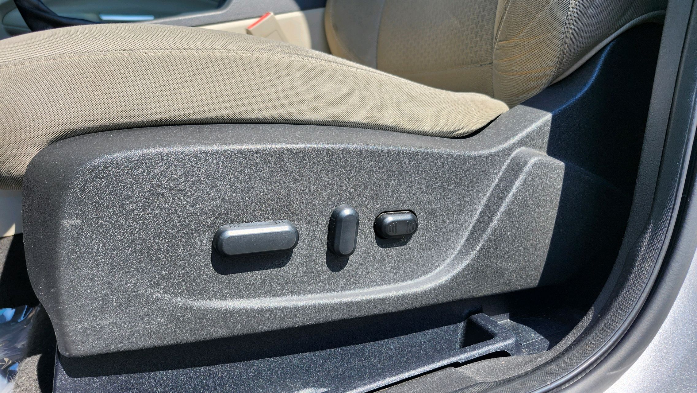 2017 Ford Escape SE photo 9