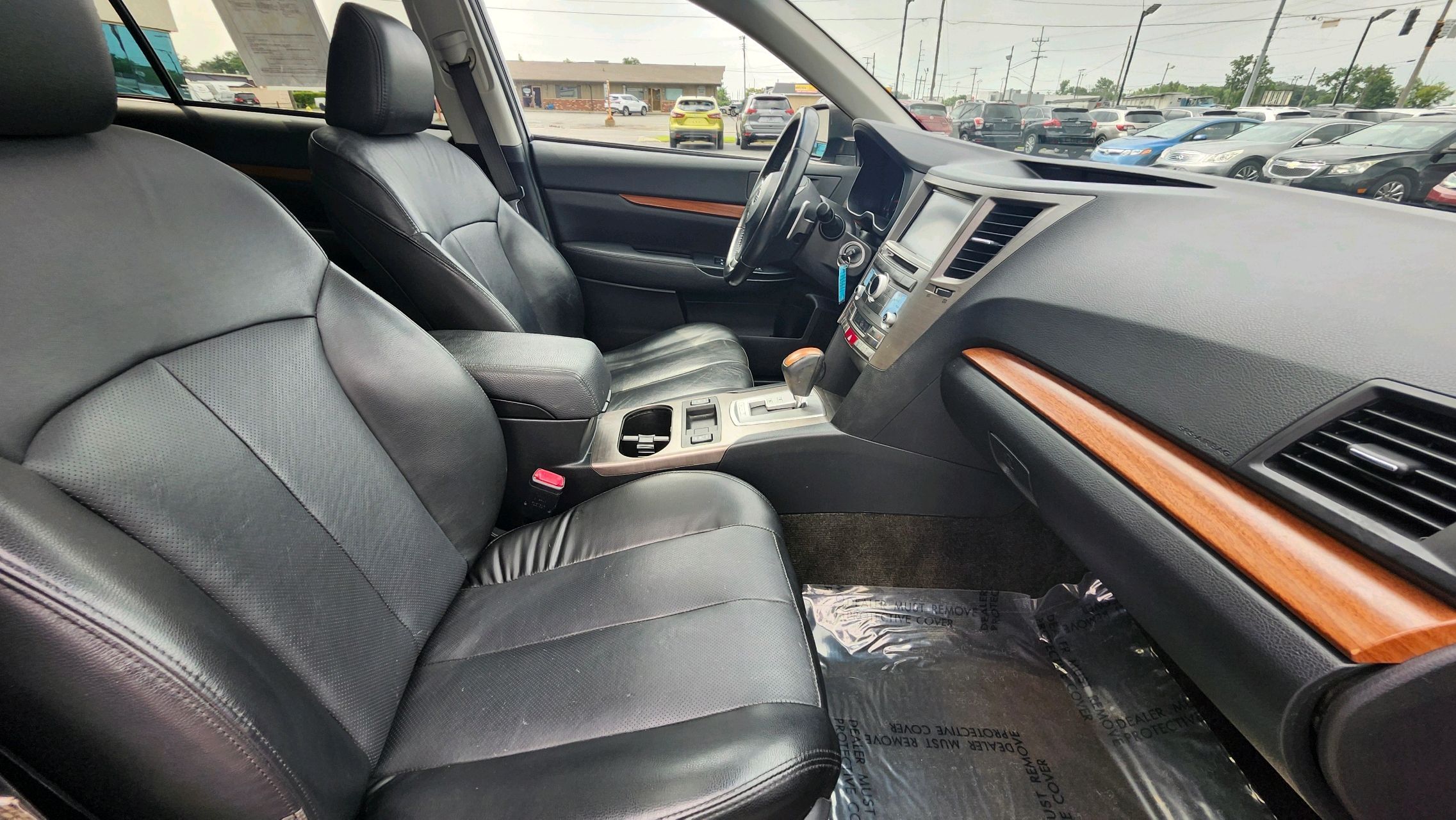 2013 Subaru Outback 3.6R Limited photo 22