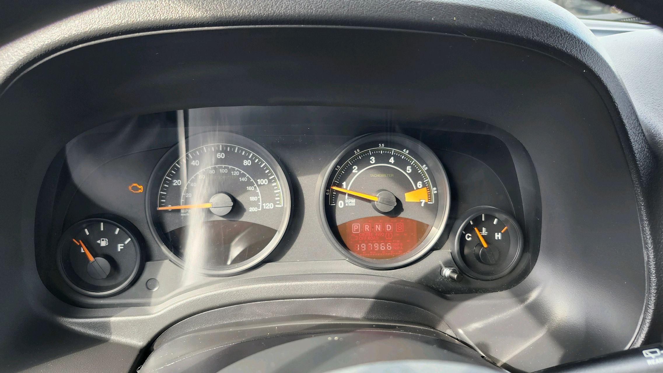 2015 Chrysler 200 S photo 25