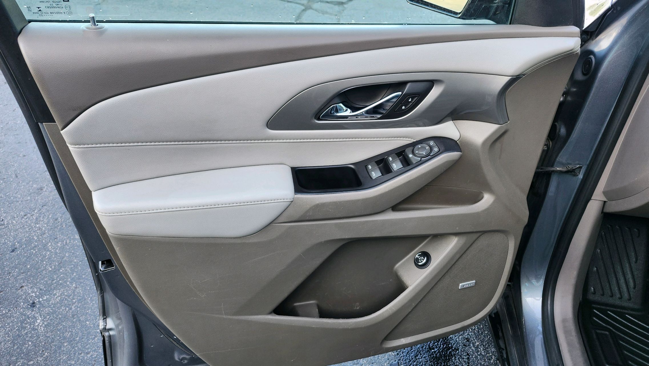 2013 Chevrolet Cruze LS photo 64