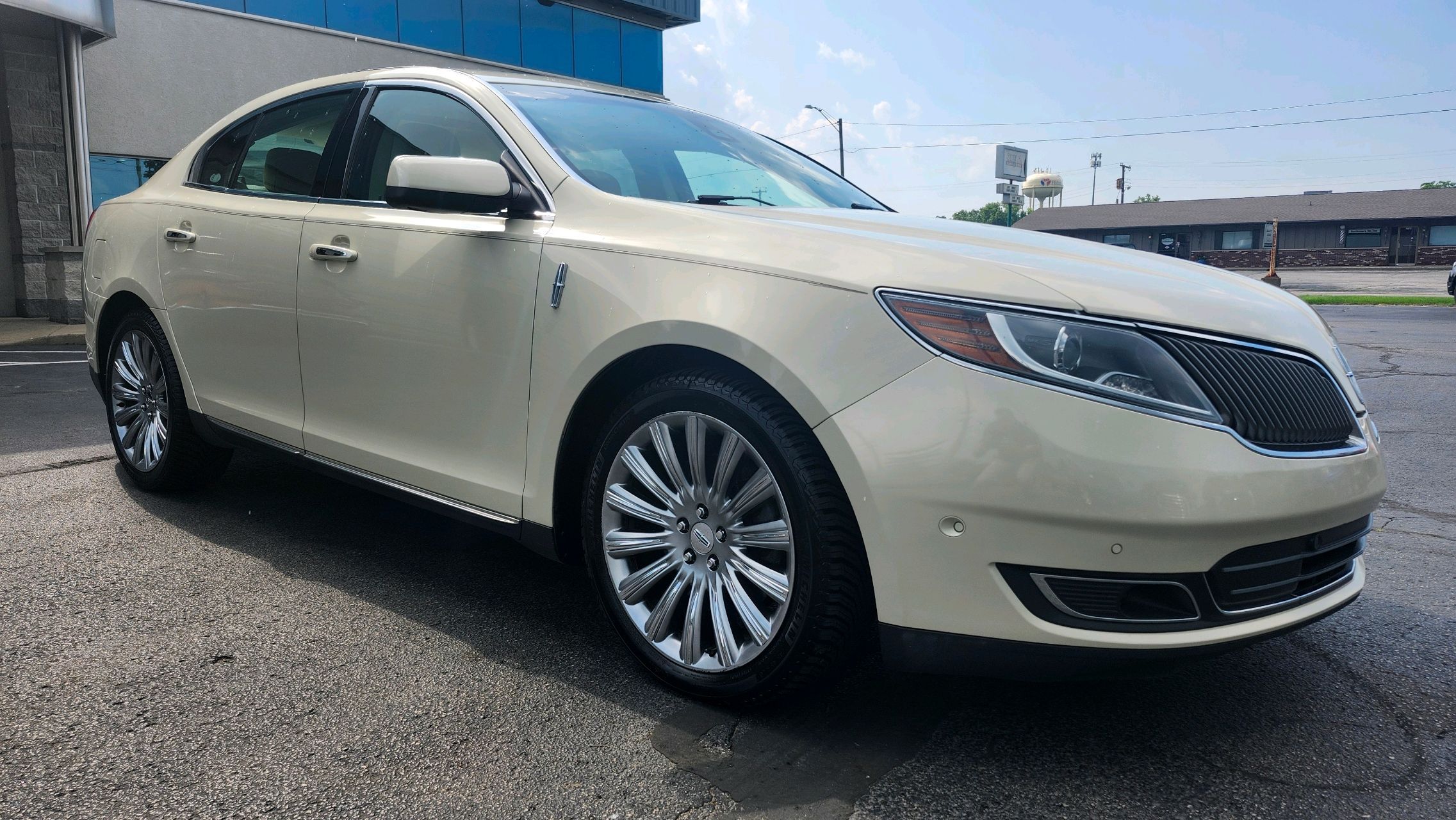 Lincoln MKS