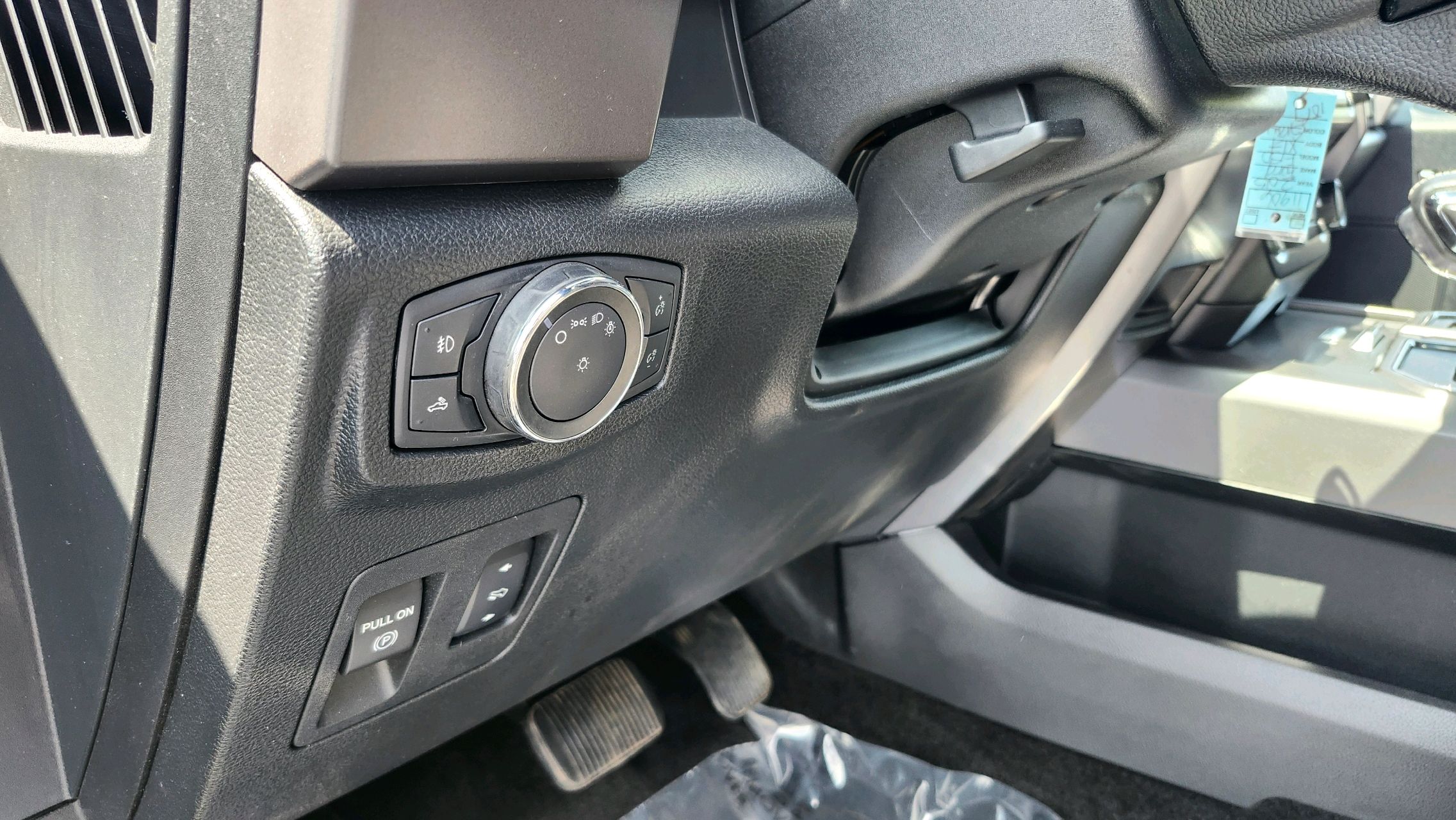 2019 Ford Edge SEL photo 50