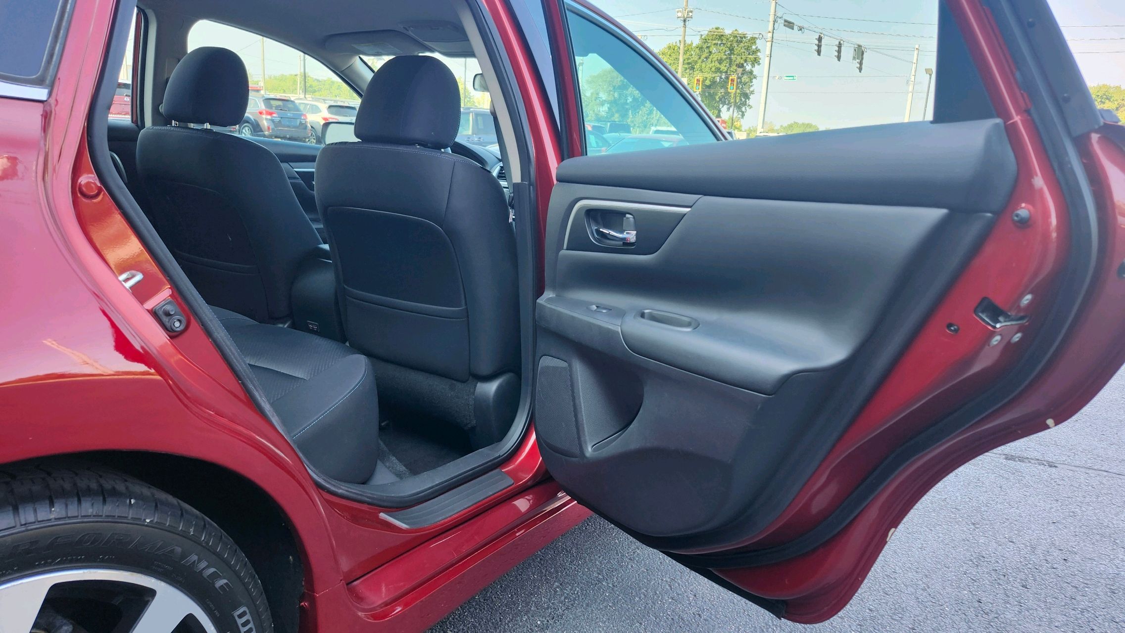 2018 Nissan Altima 2.5 SR photo 27