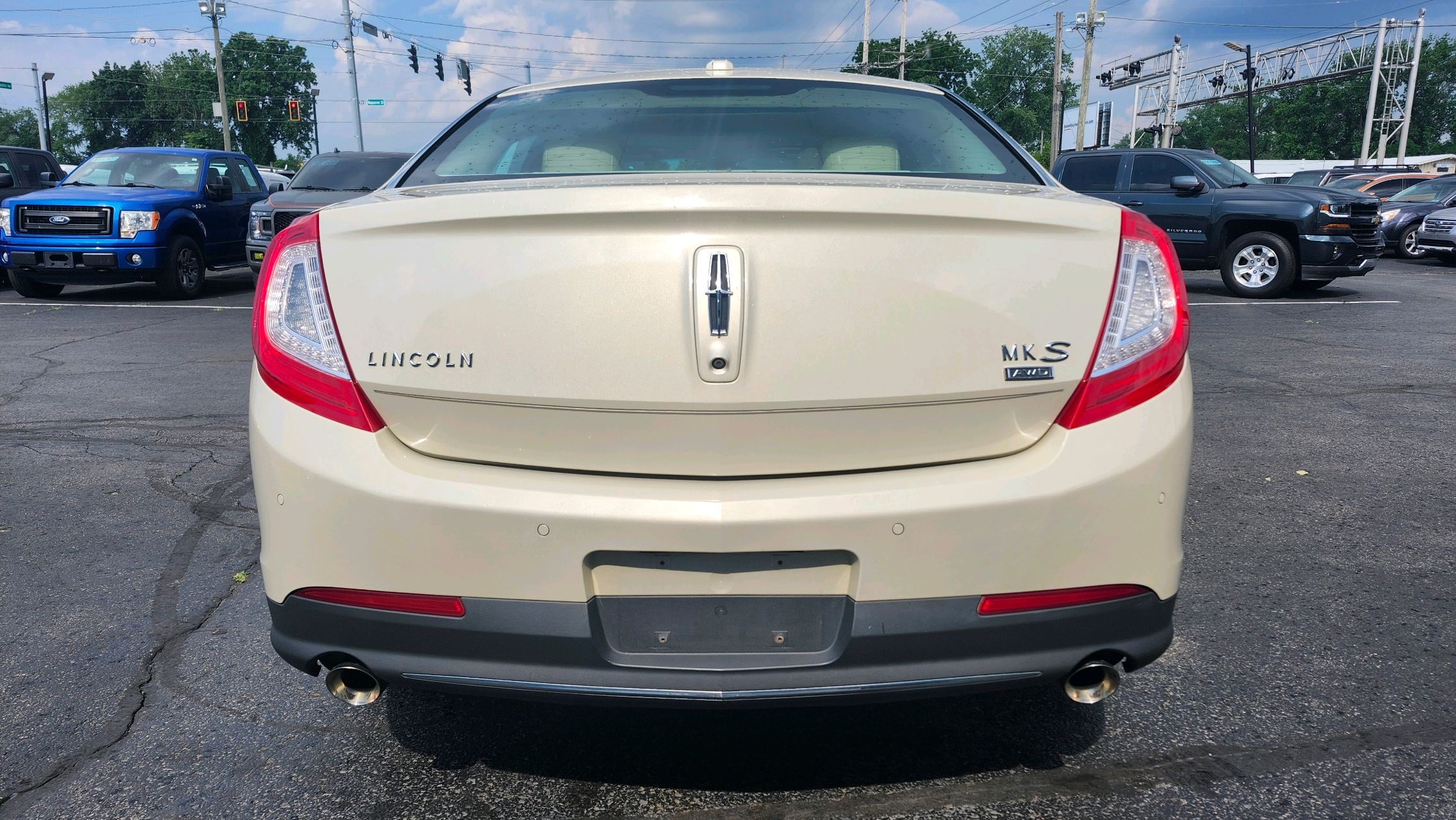 Lincoln MKS
