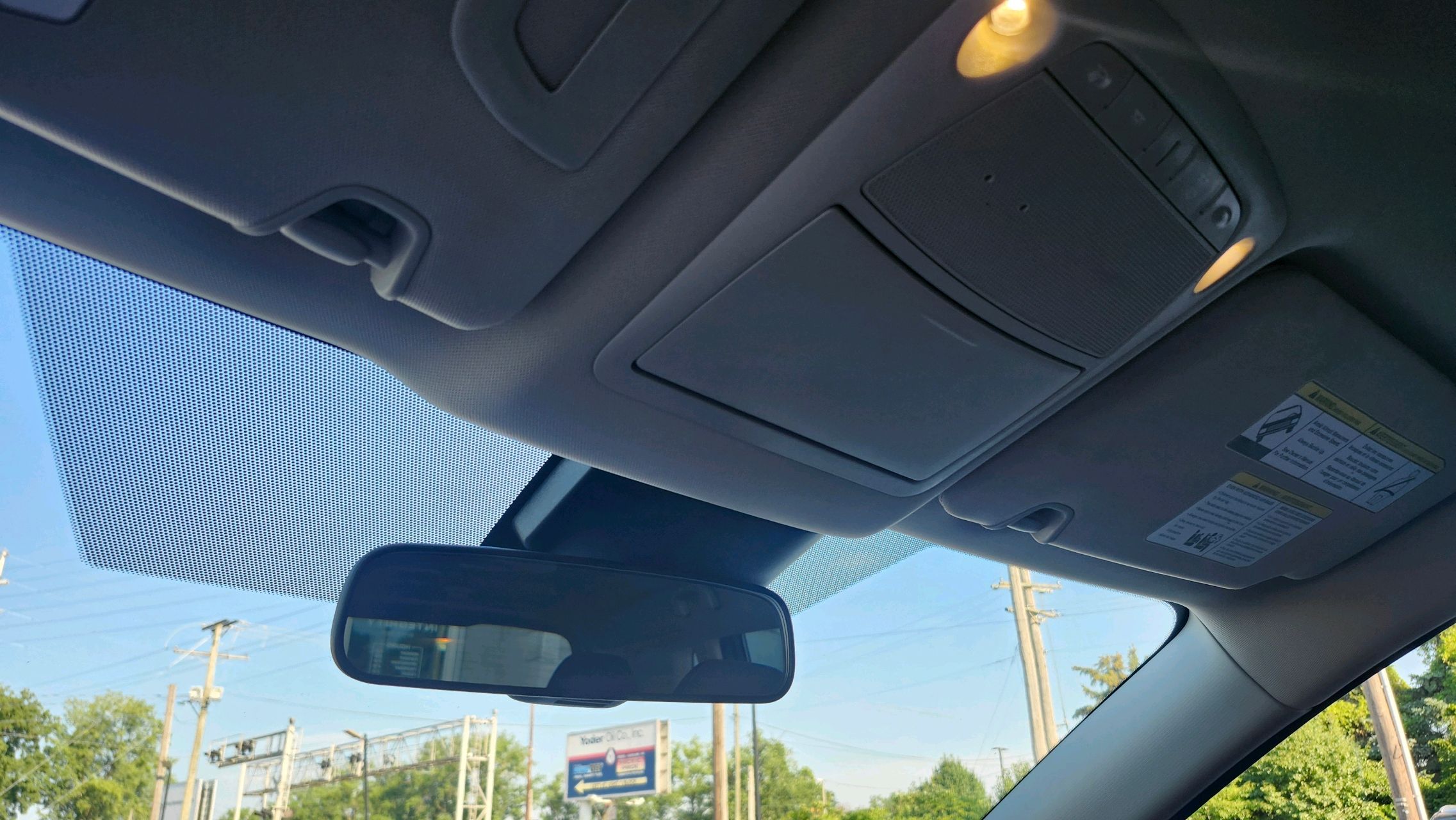 2019 Nissan Rogue SV photo 22