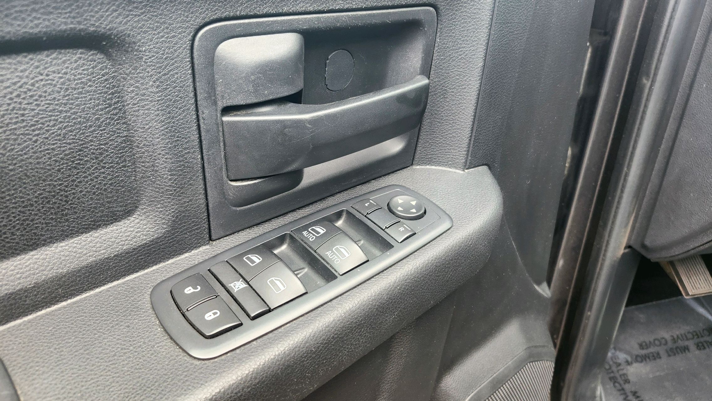 2017 Ram ProMaster City Tradesman Cargo Van photo 34