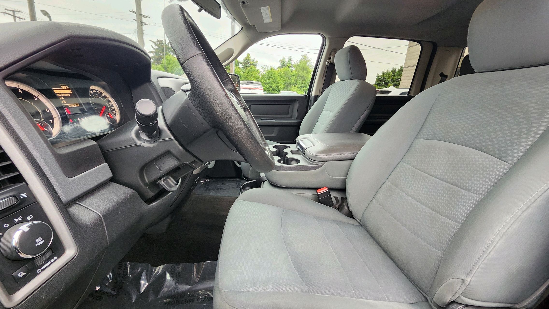 2017 Ram ProMaster City Tradesman Cargo Van photo 35