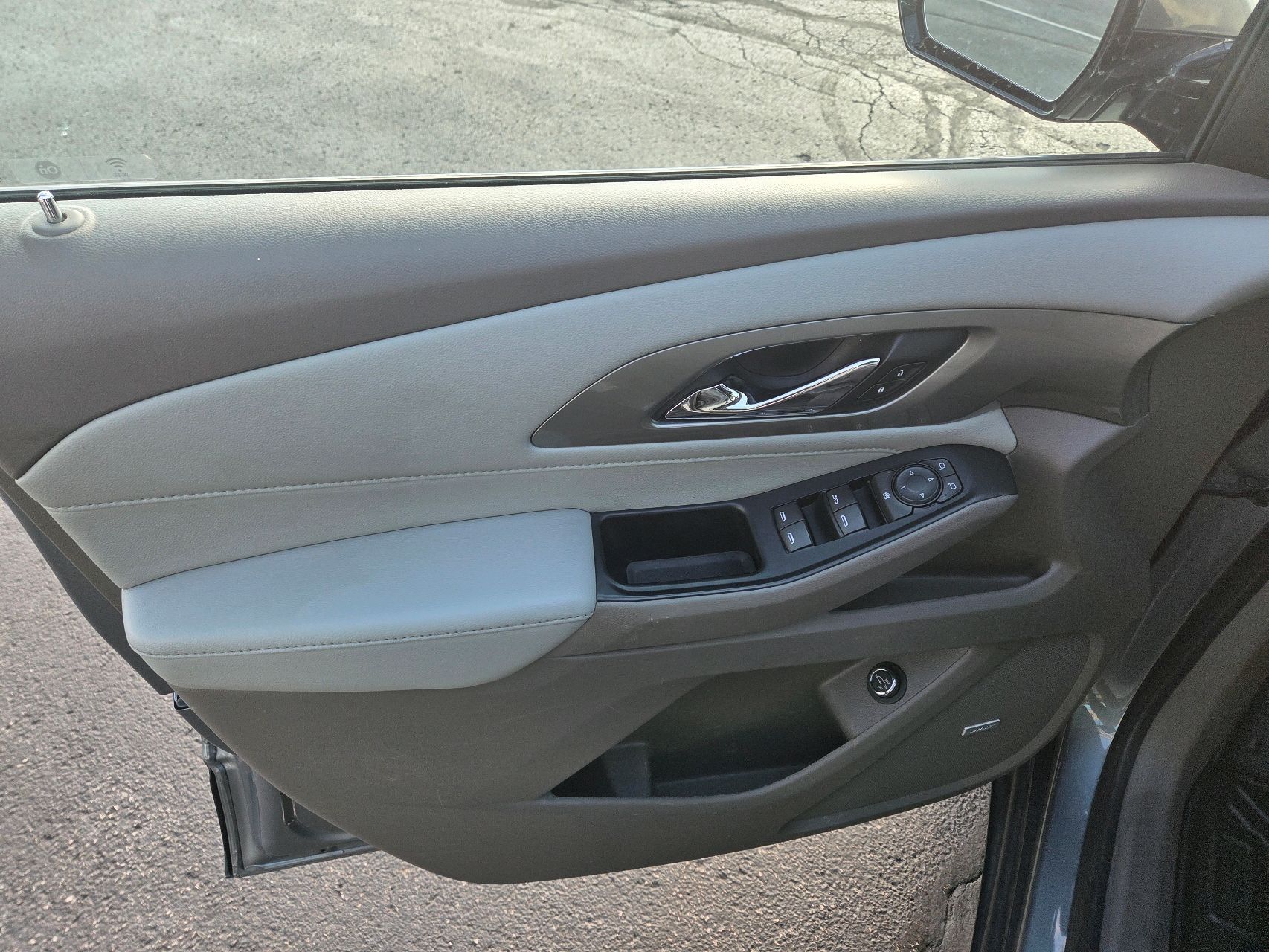 2020 Chevrolet Traverse photo 4