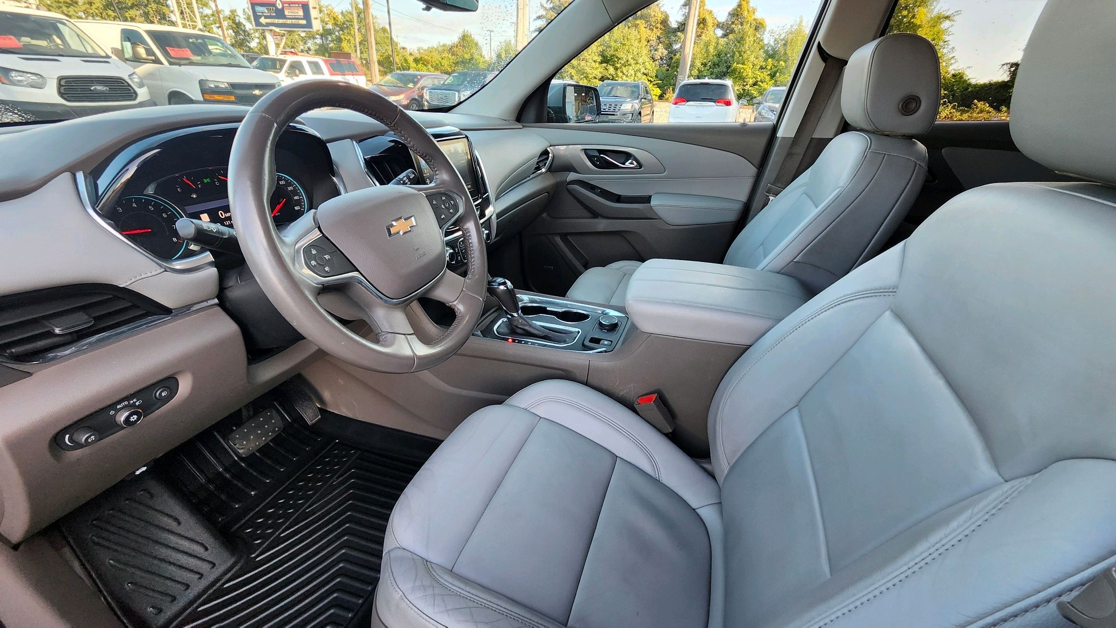 2013 Chevrolet Cruze LS photo 62
