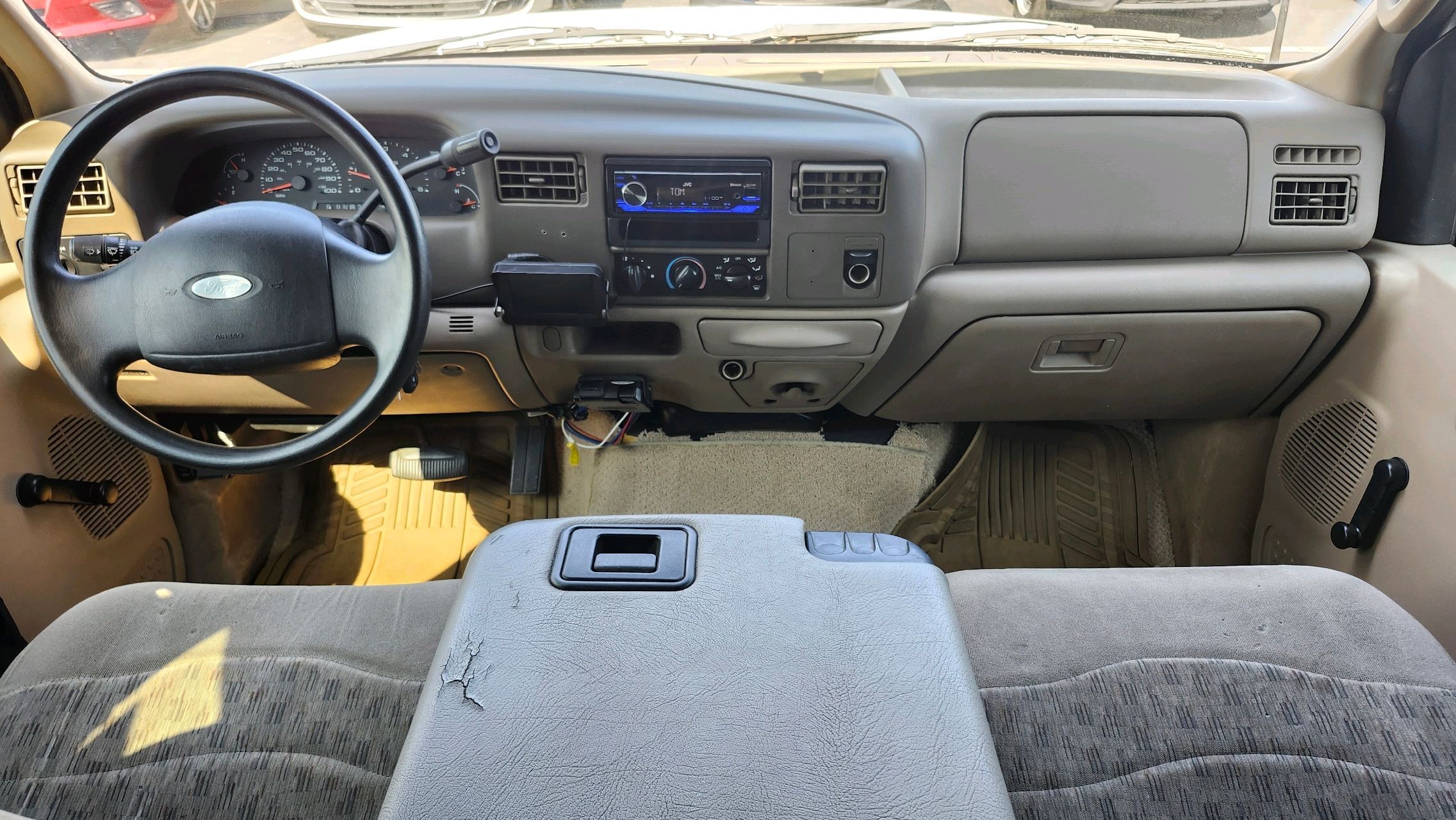 2002 Ford F-350 photo 11