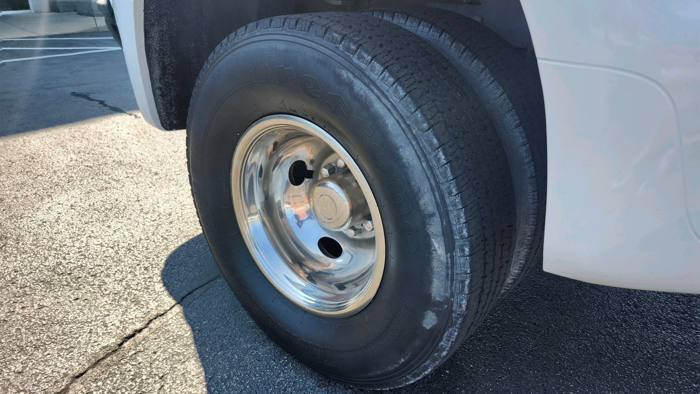 2002 Ford F-350 photo 32