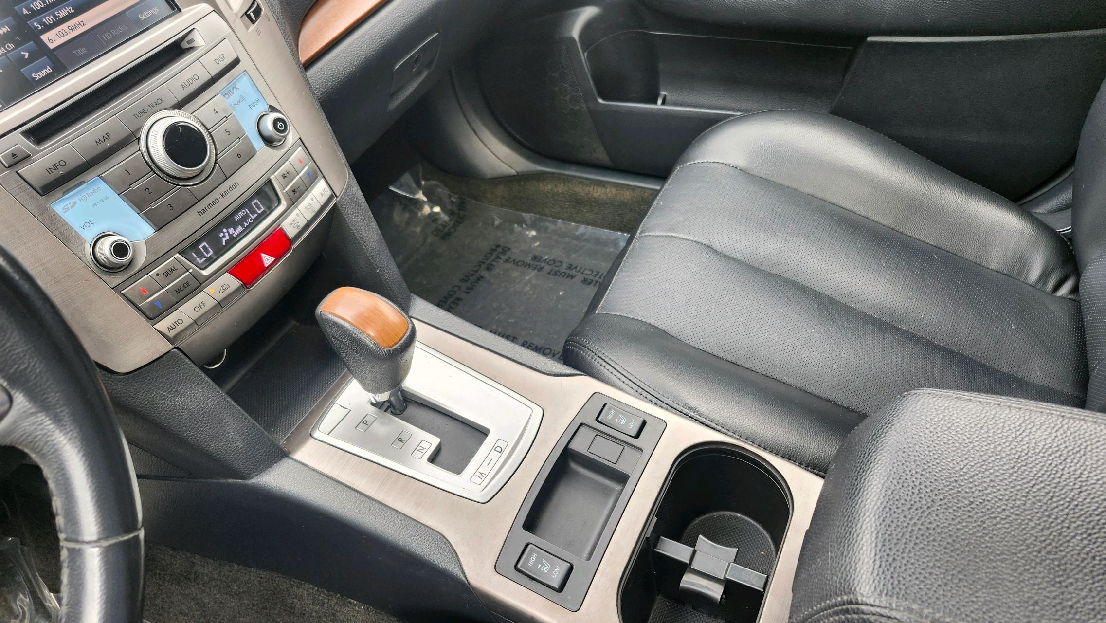 2013 Subaru Outback 3.6R Limited photo 18