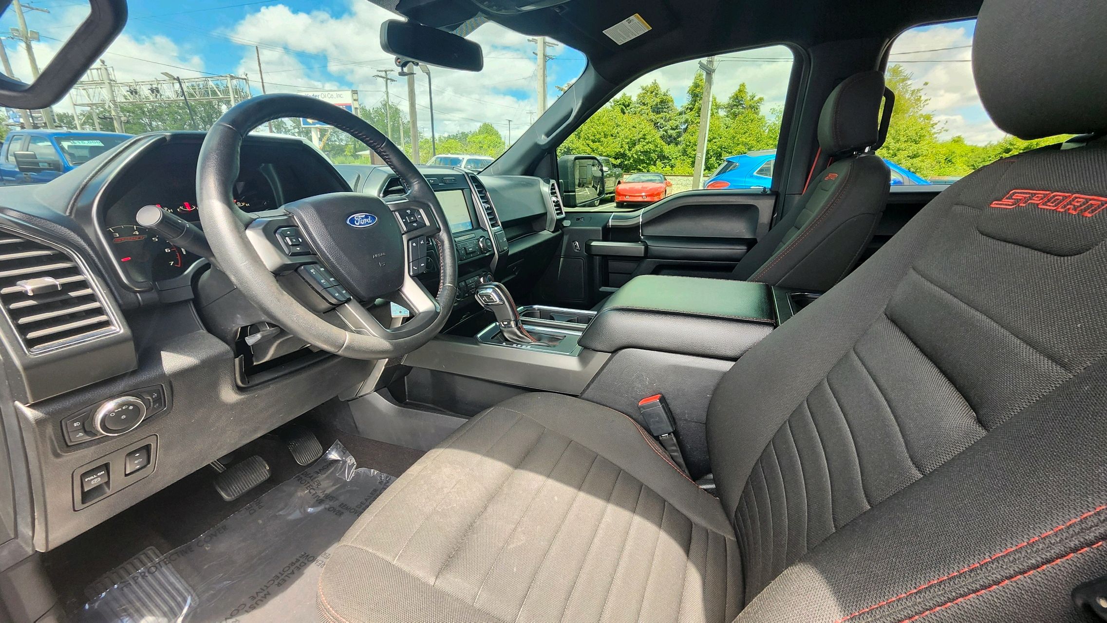 2015 Ford F-150 XLT photo 54