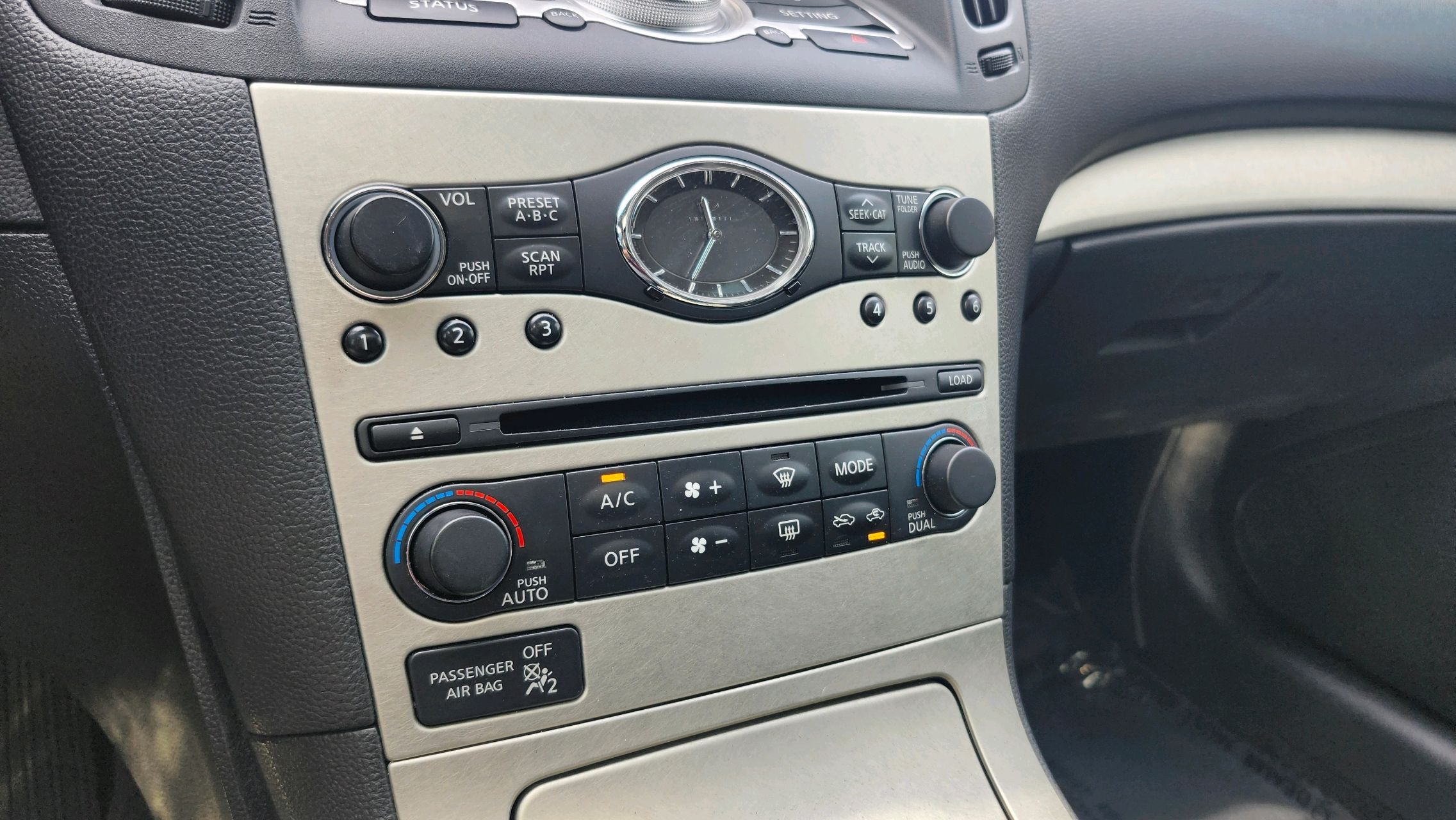 INFINITI G35x