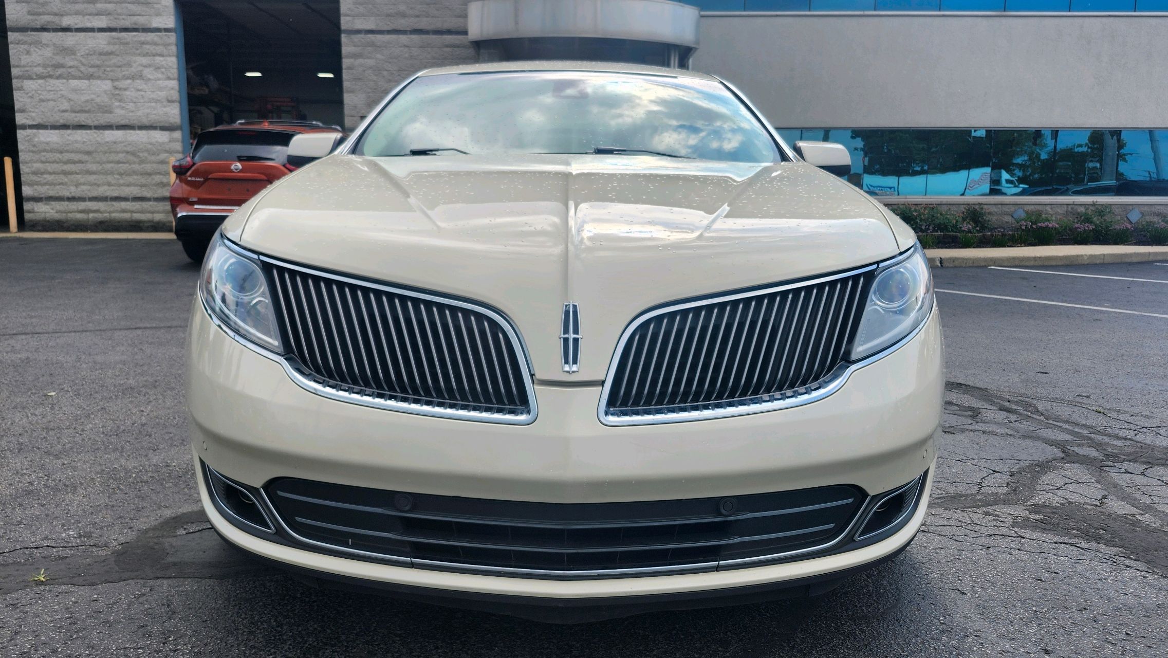 Lincoln MKS