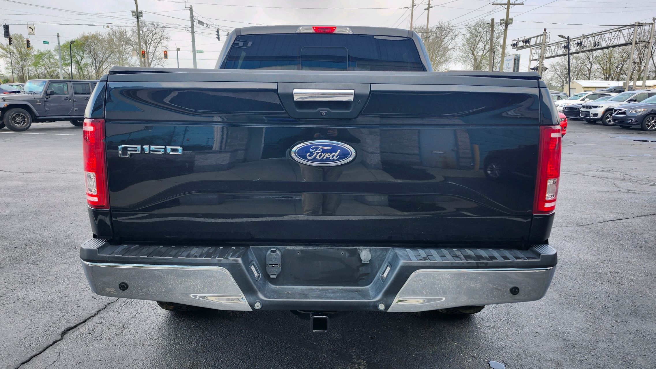 2015 Ford F-150 XLT photo 27