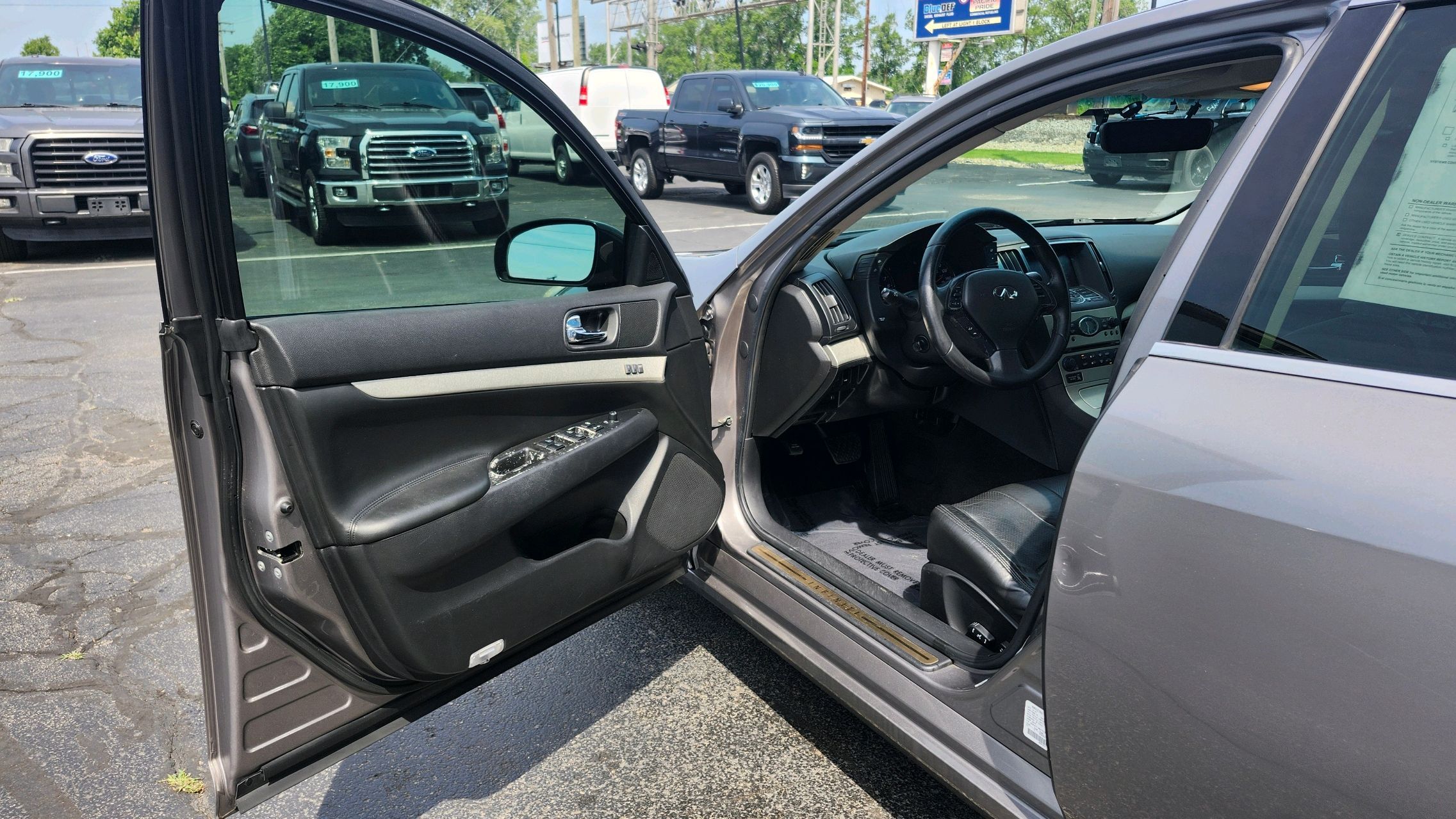 INFINITI G35x