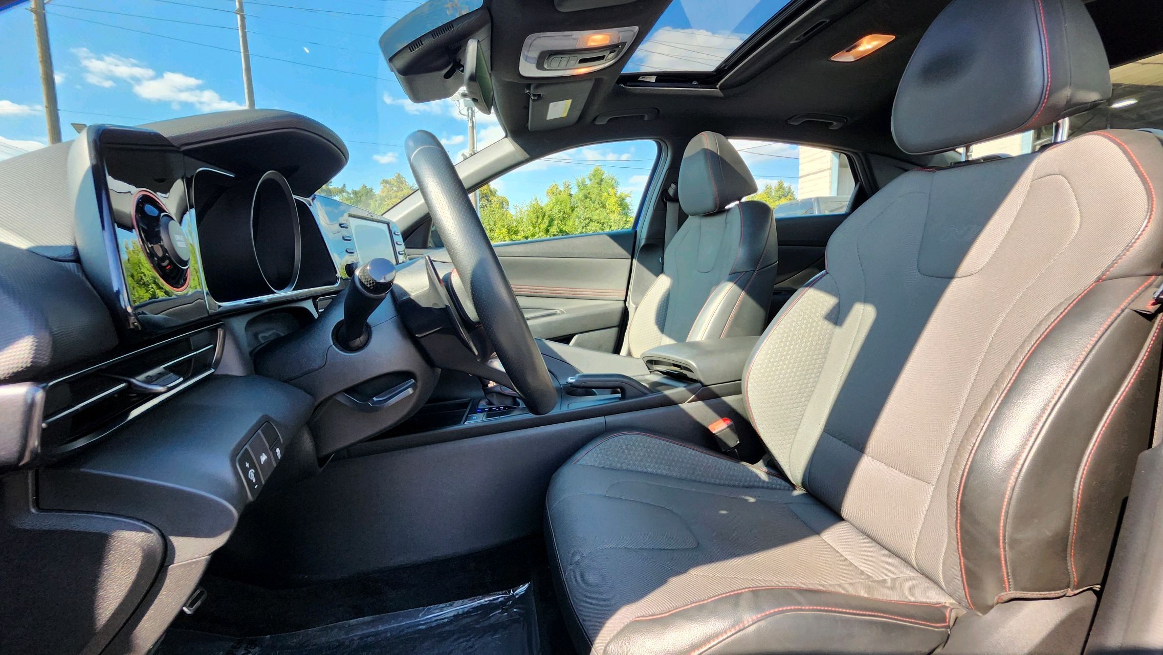 2021 Hyundai Elantra N Line photo 8