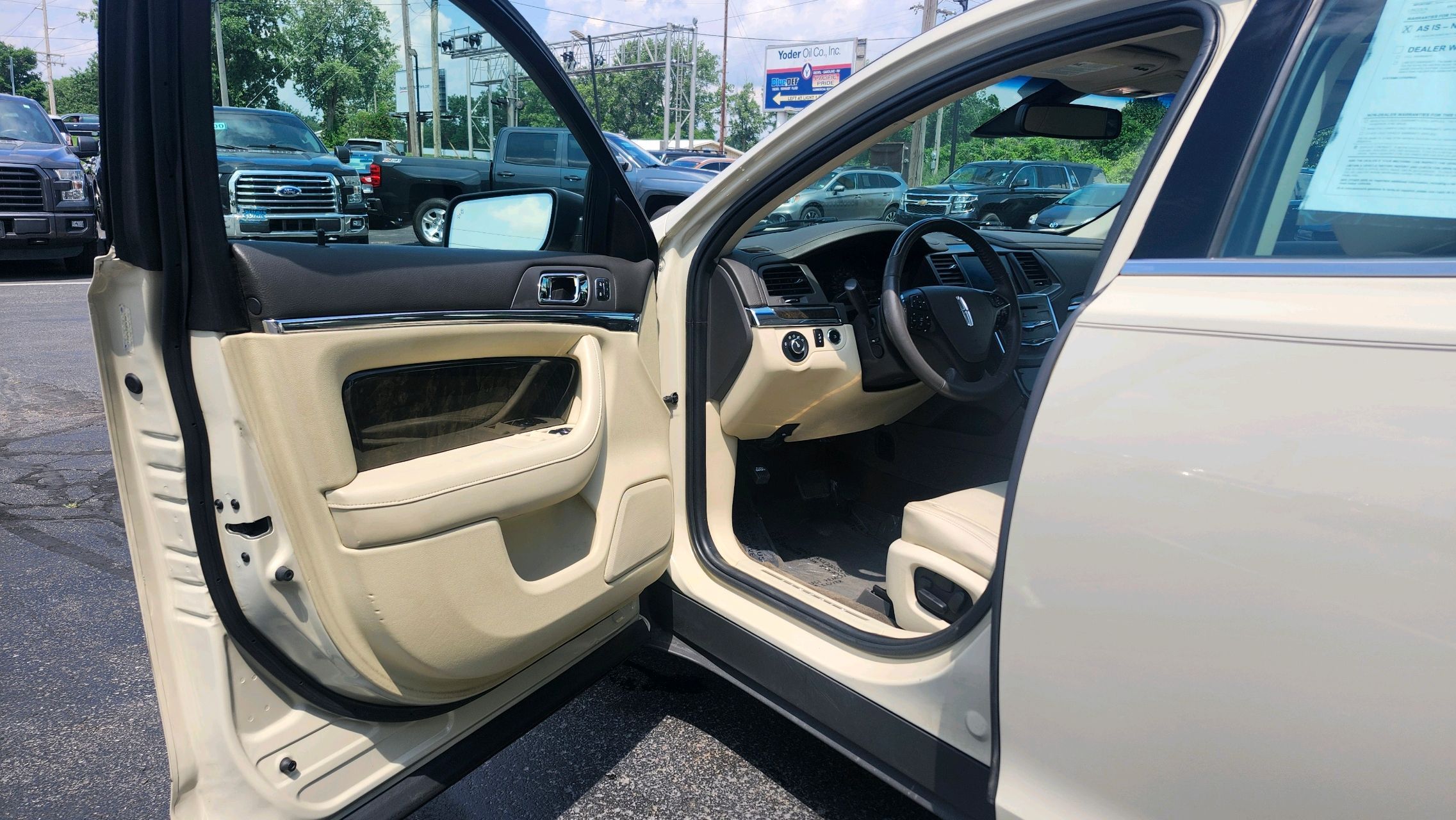 Lincoln MKS