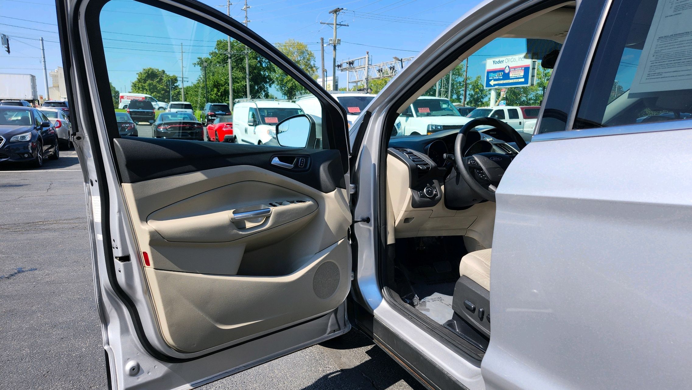 2017 Ford Escape SE photo 5