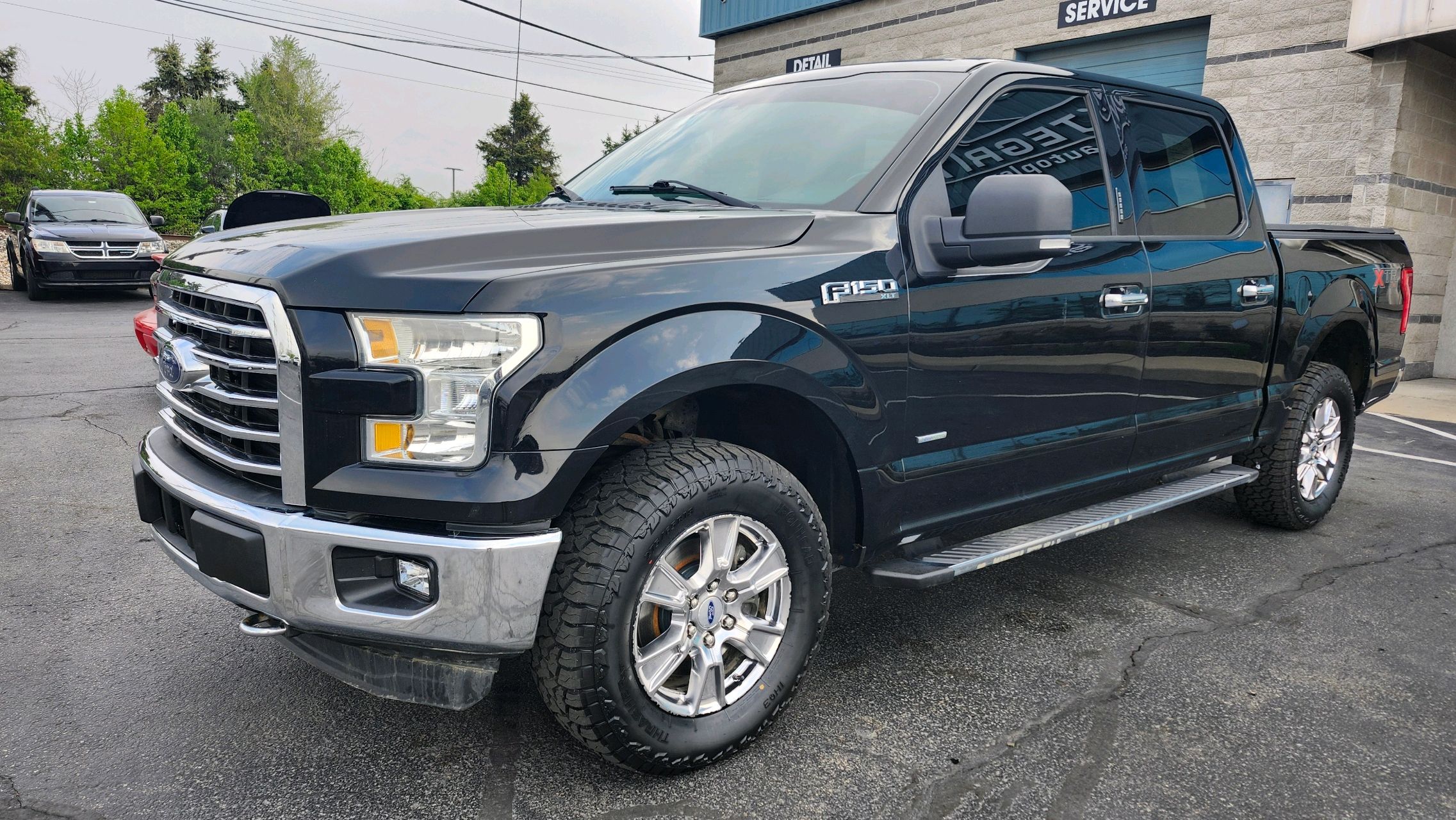 2015 Ford F-150 XLT photo 30