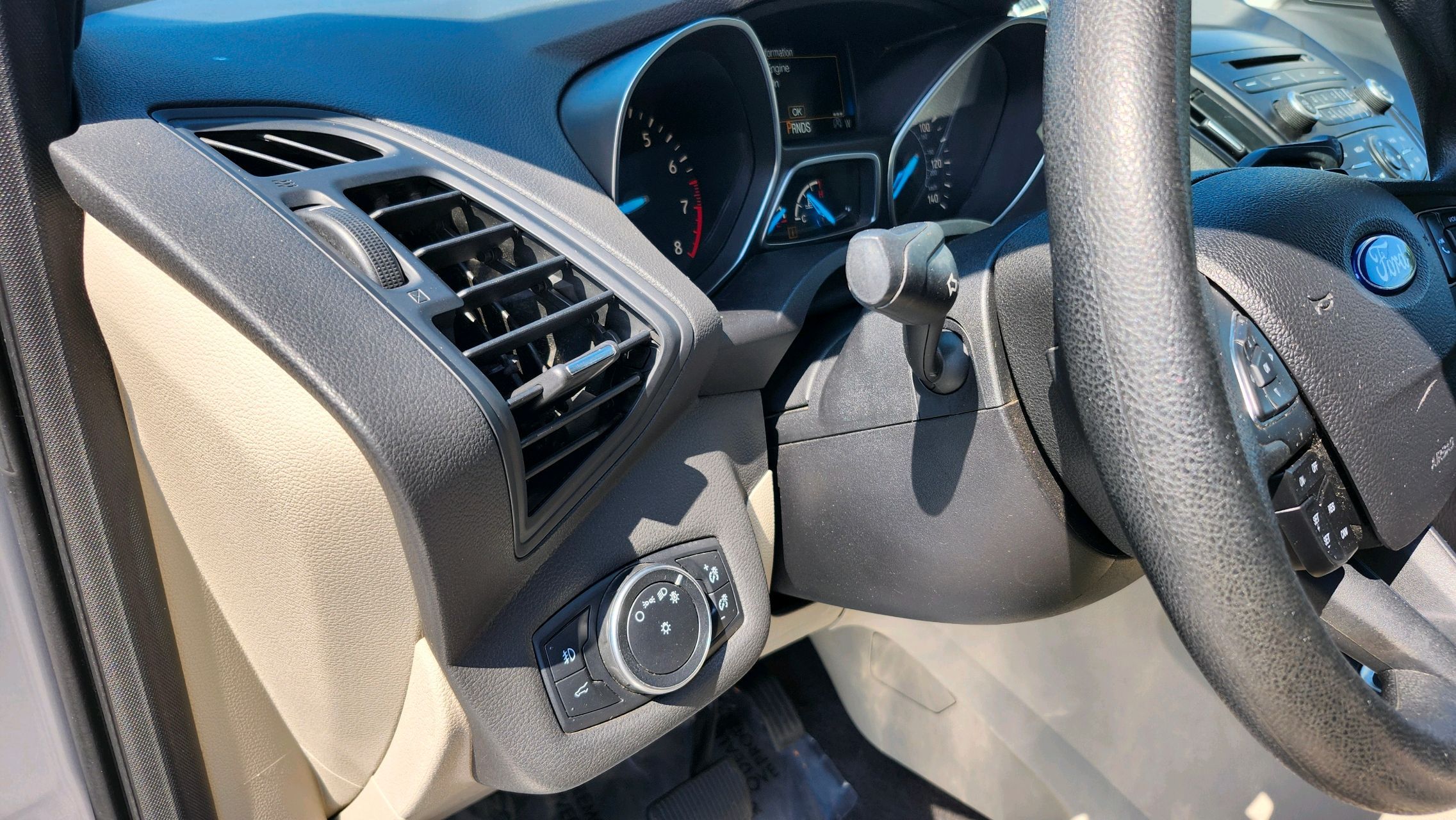 2017 Ford Escape SE photo 10
