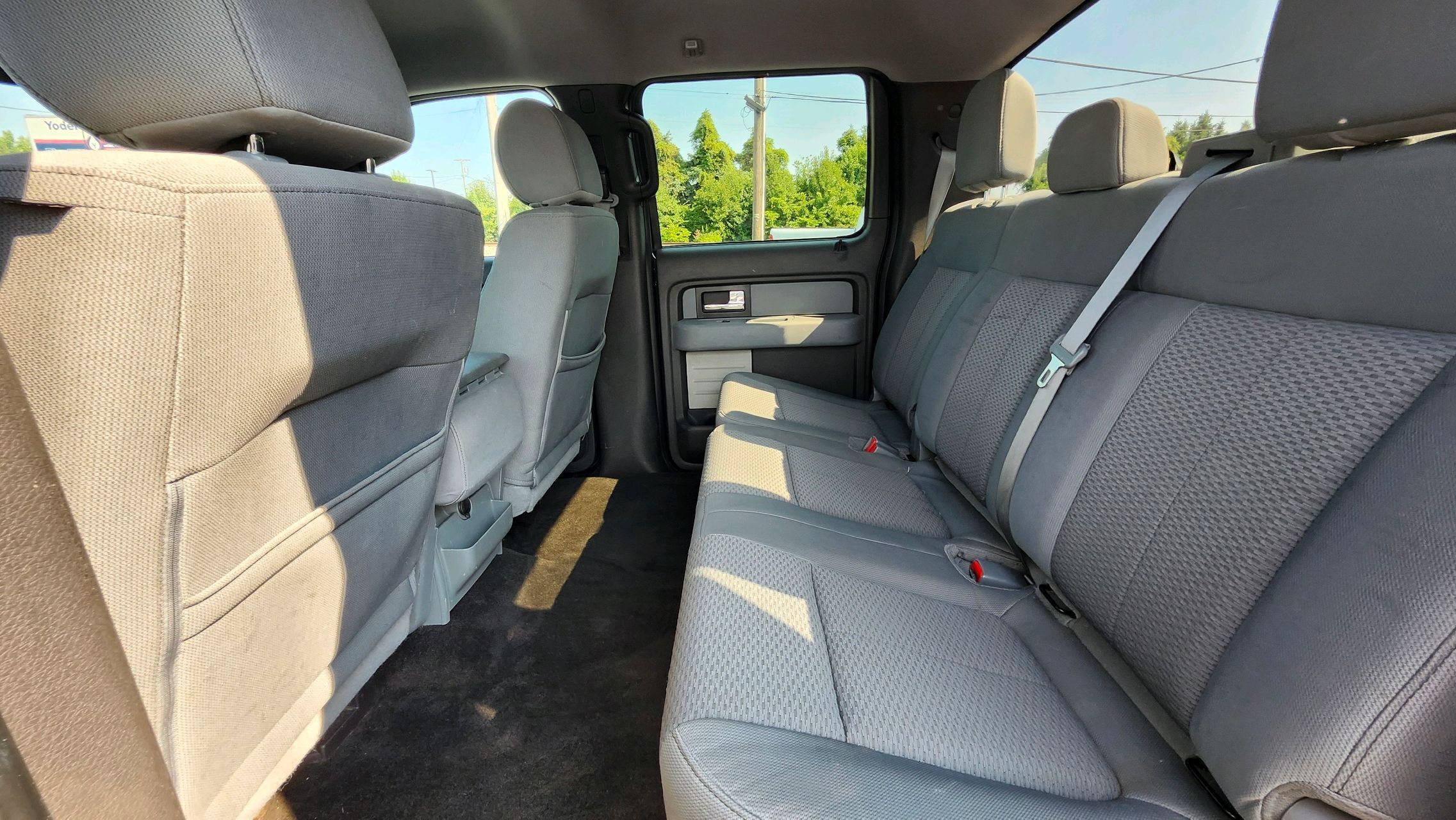 2013 Ford F-150 photo 24