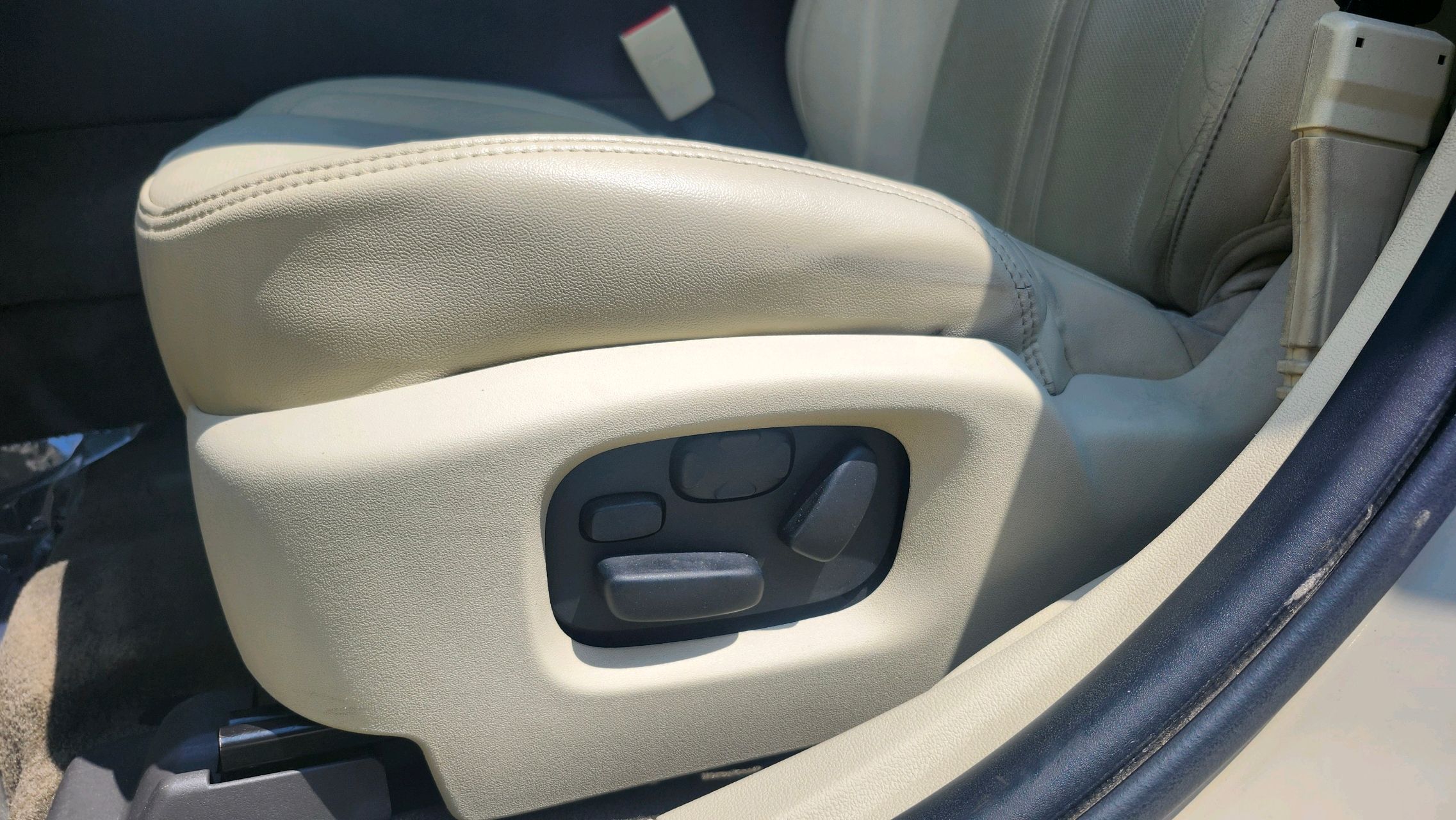 Lincoln MKS