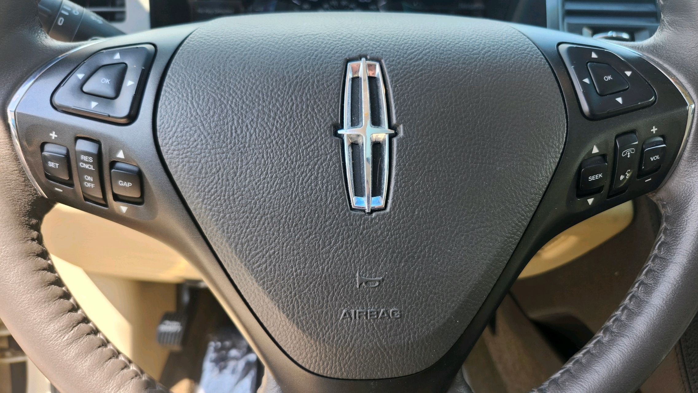 Lincoln MKS