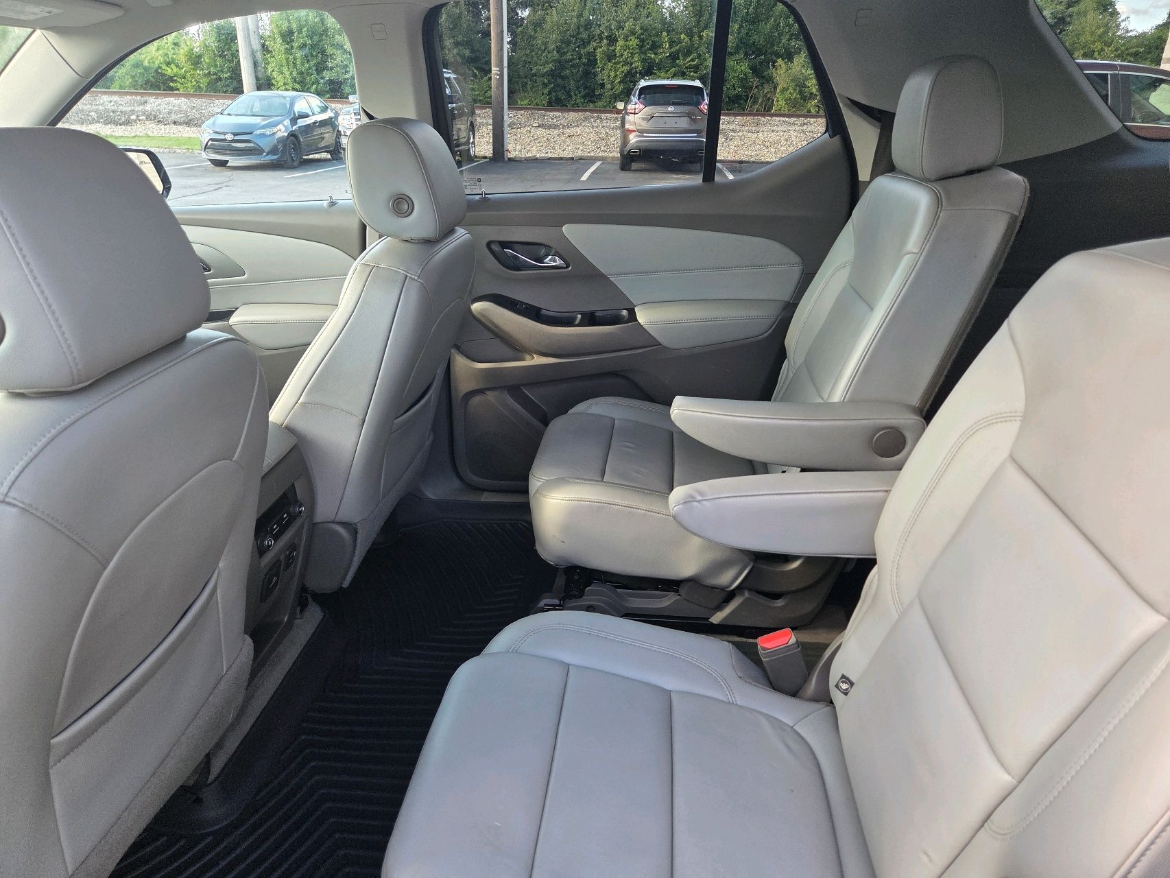 2020 Chevrolet Traverse photo 13