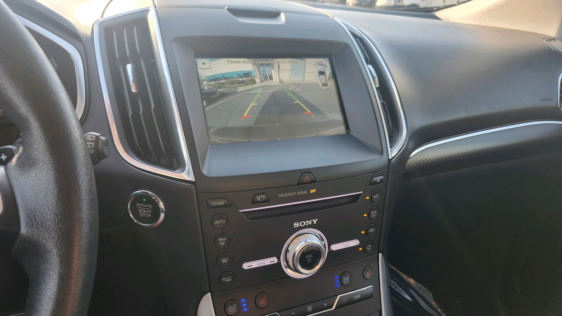 2019 Ford Edge SEL photo 29
