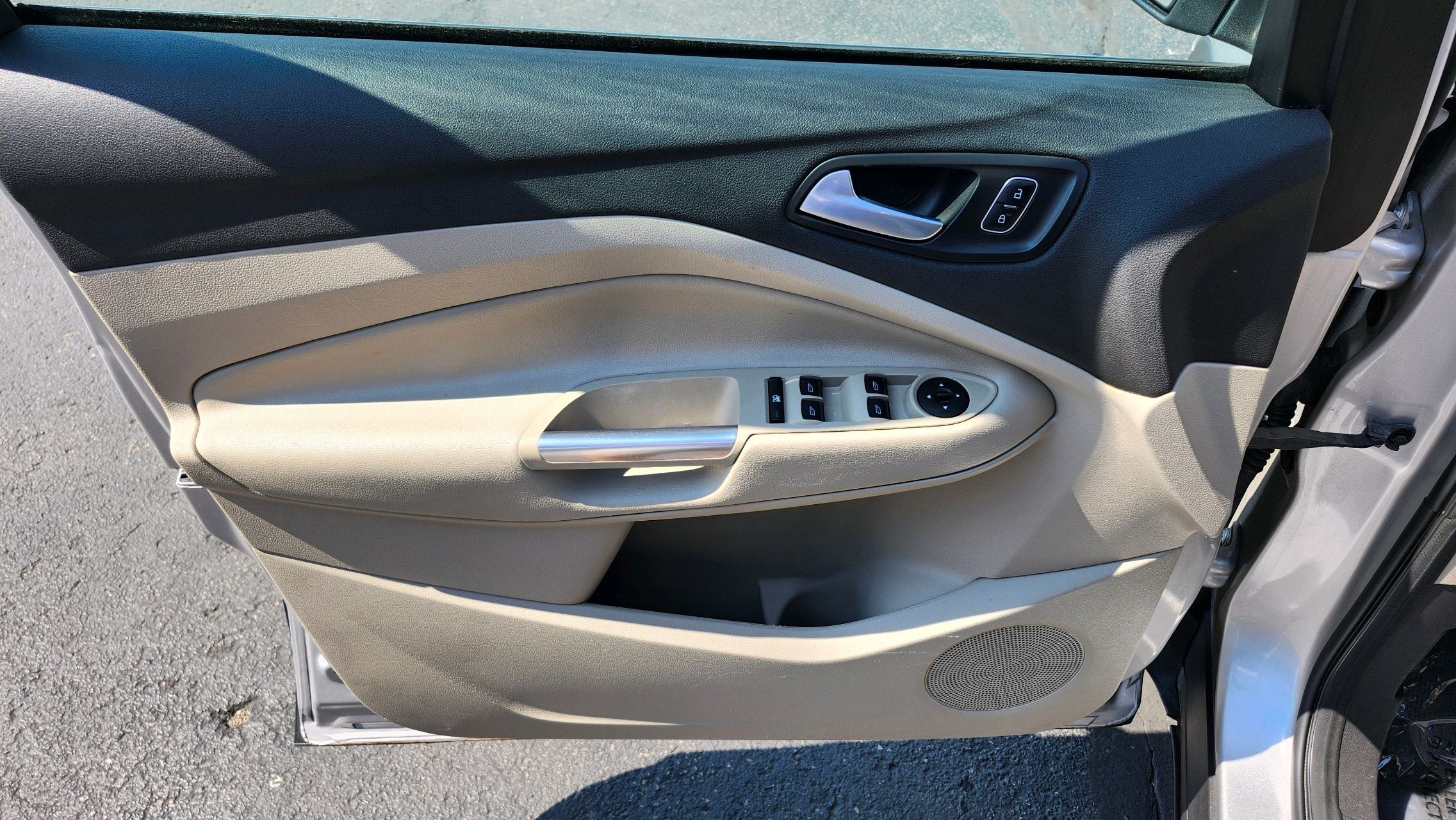 2017 Ford Escape SE photo 8