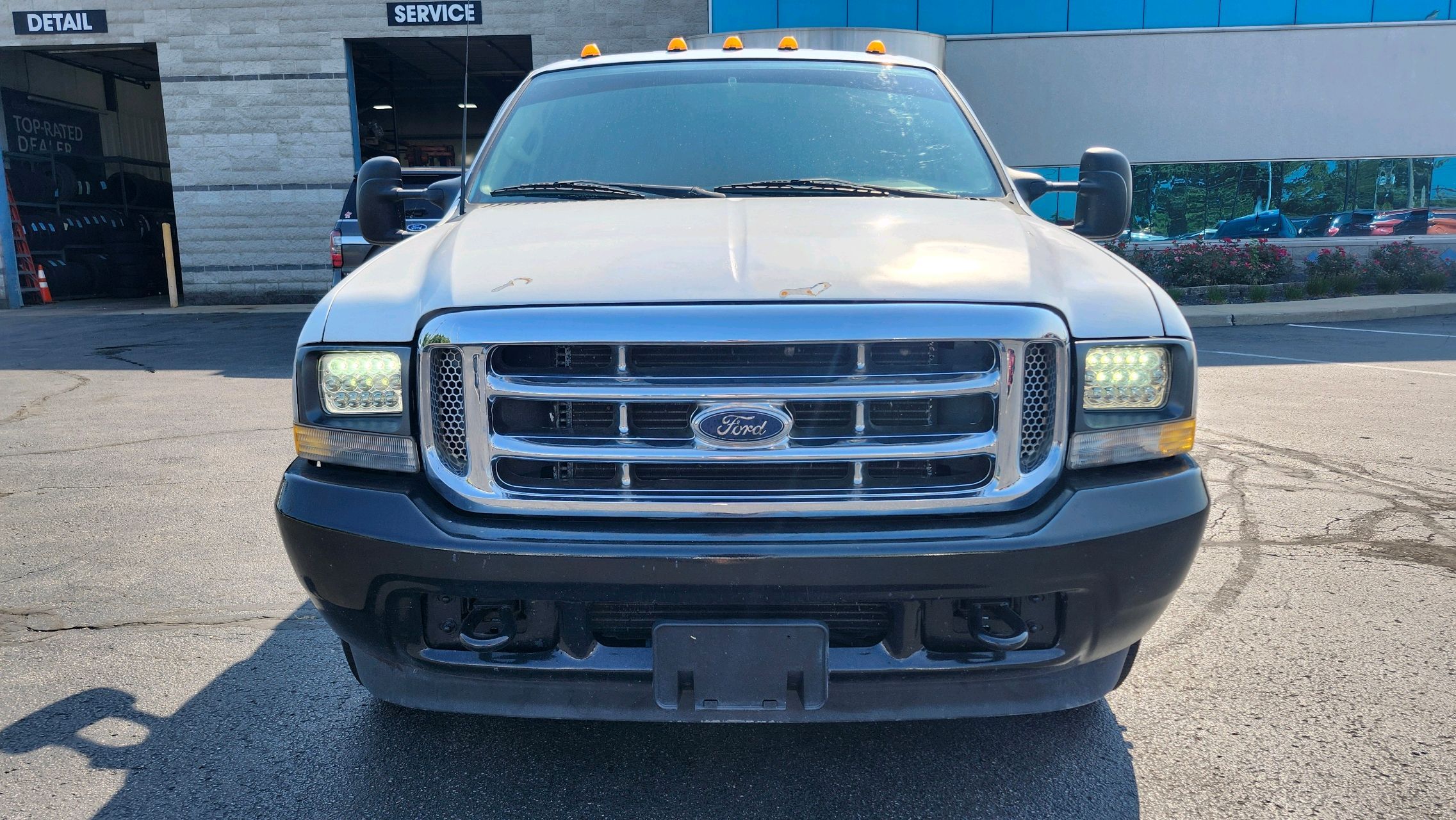 2002 Ford F-350 photo 8