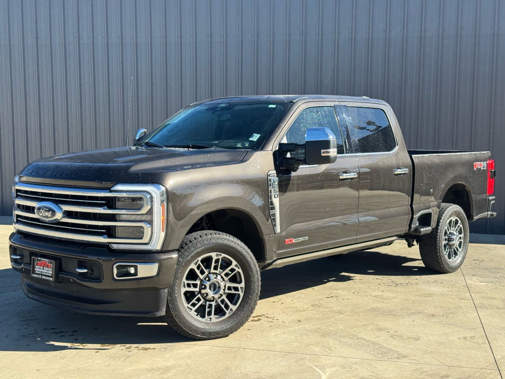 2024 Ford F-250 Super Duty Limited's photo
