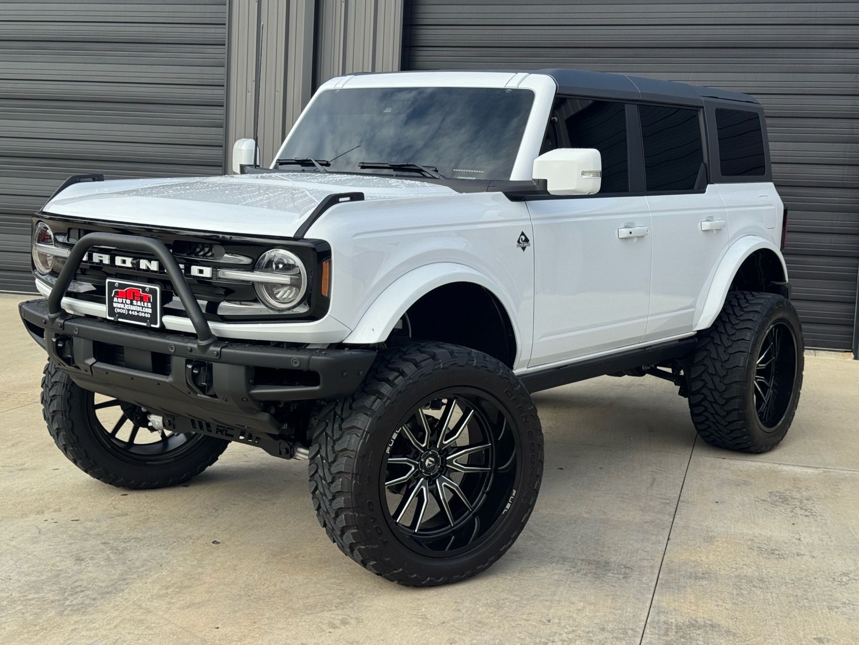 2024 Ford Bronco 4-Door Outer Banks