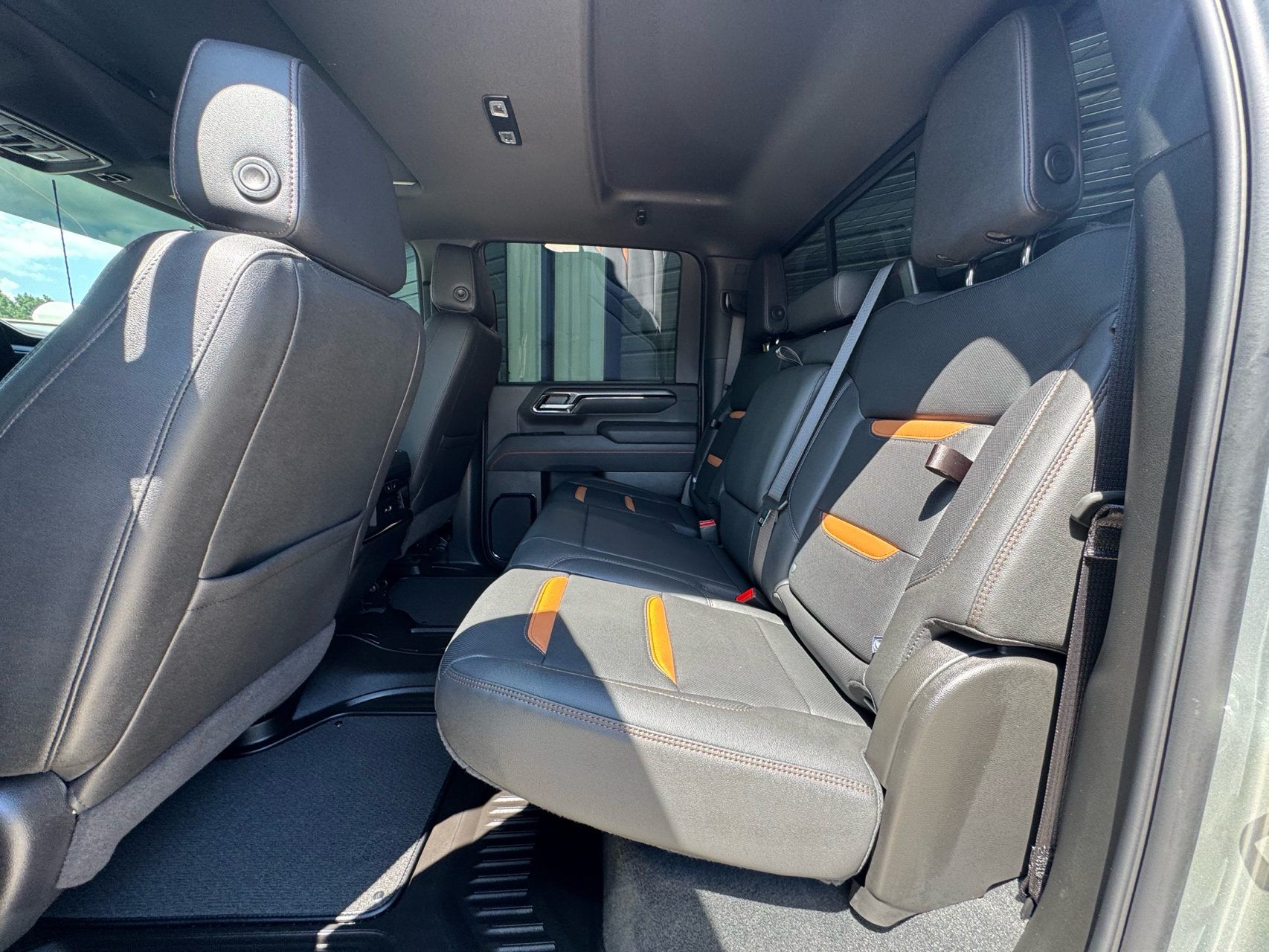2026 GMC Sierra 2500HD AT4 - Photo 9