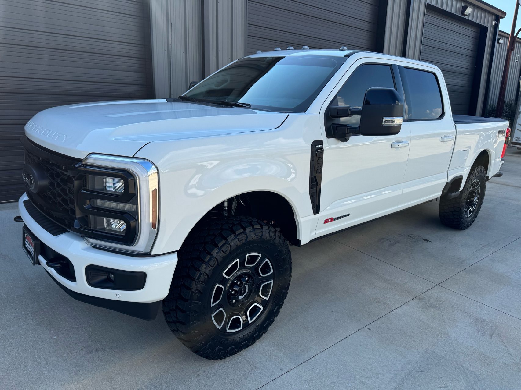 2026 Ford F-250 Super Duty Lariat - Photo 2