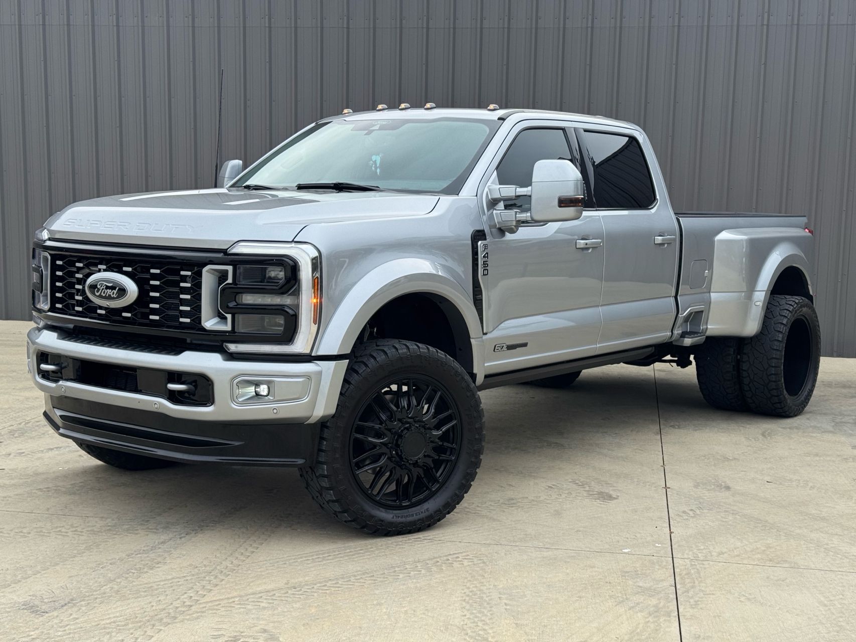 2024 Ford F-450 Super Duty Limited