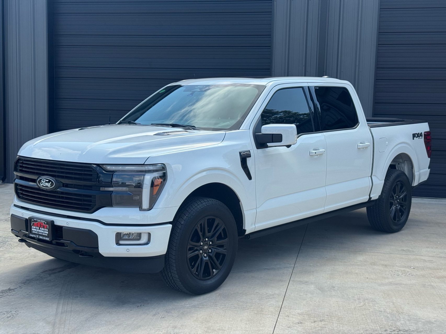 2025 Ford F-150 Platinum 4x4 SuperCrew 5-1/2 Box's photo
