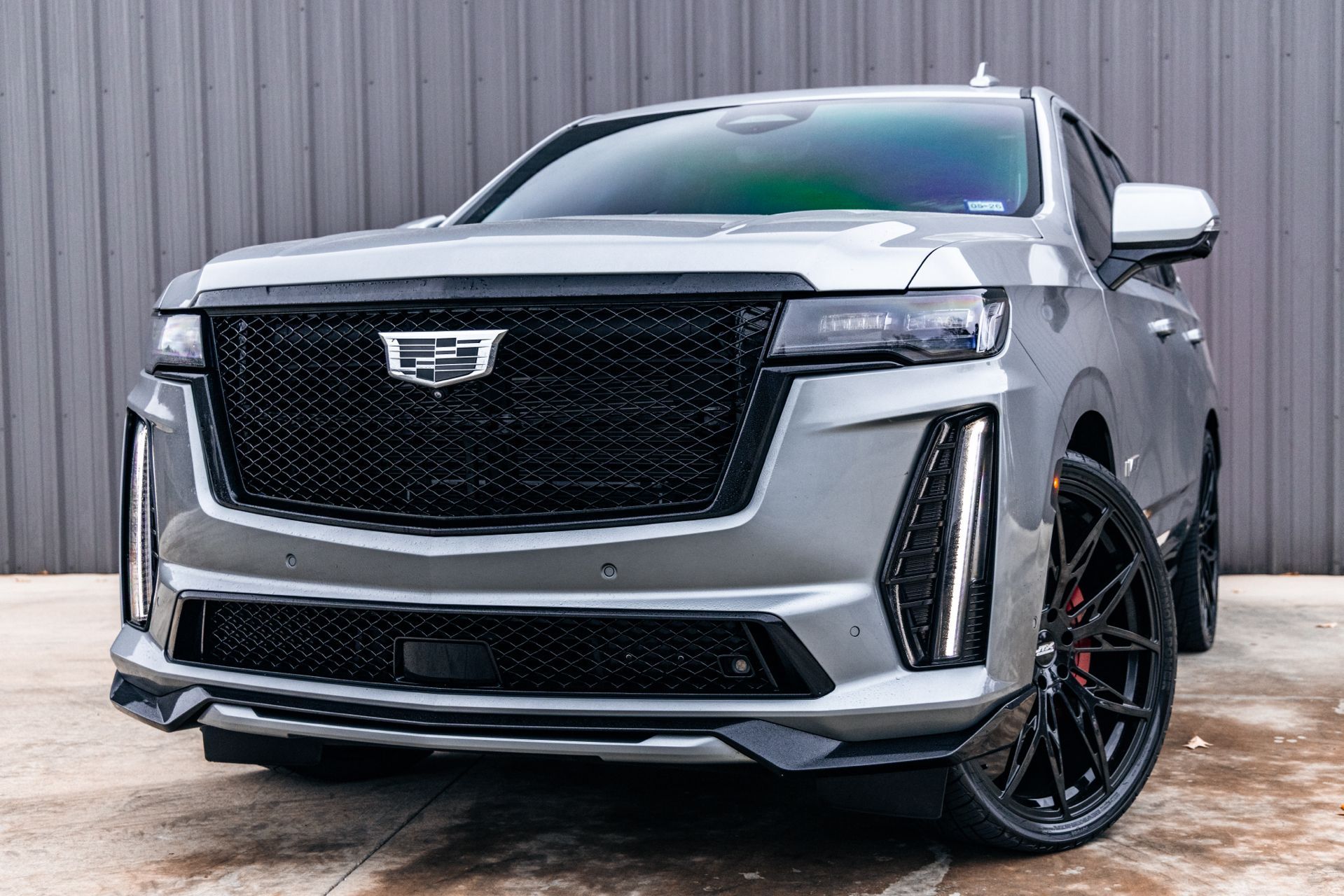 2023 Cadillac Escalade V-Series's photo