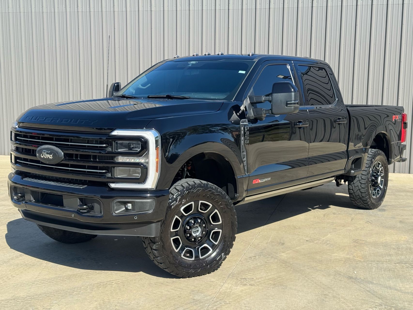 2025 Ford F-350 Super Duty Platinum