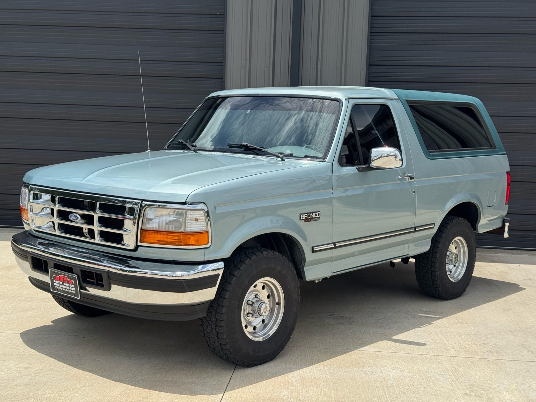 1996 Ford Bronco's photo