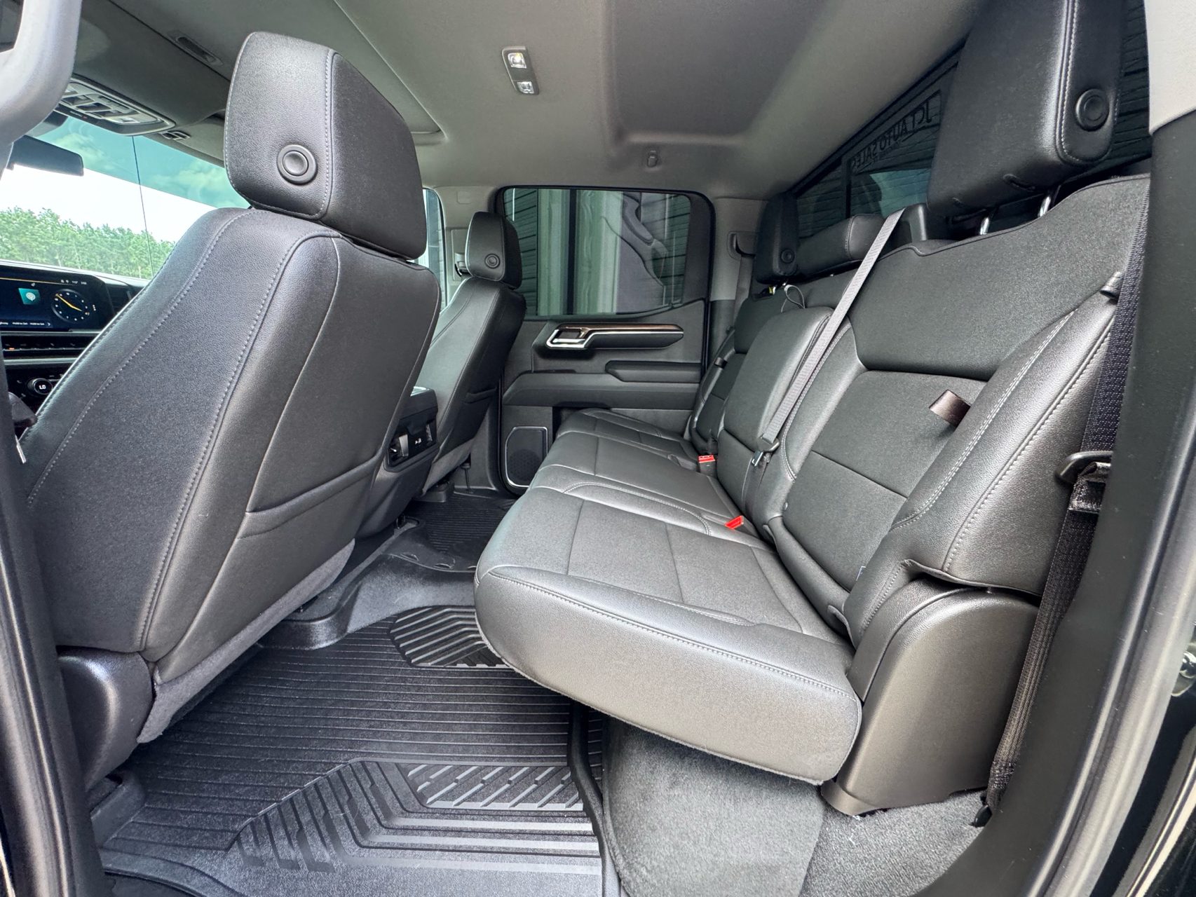 2026 Chevrolet Silverado 1500 LT Trail Boss - Photo 10