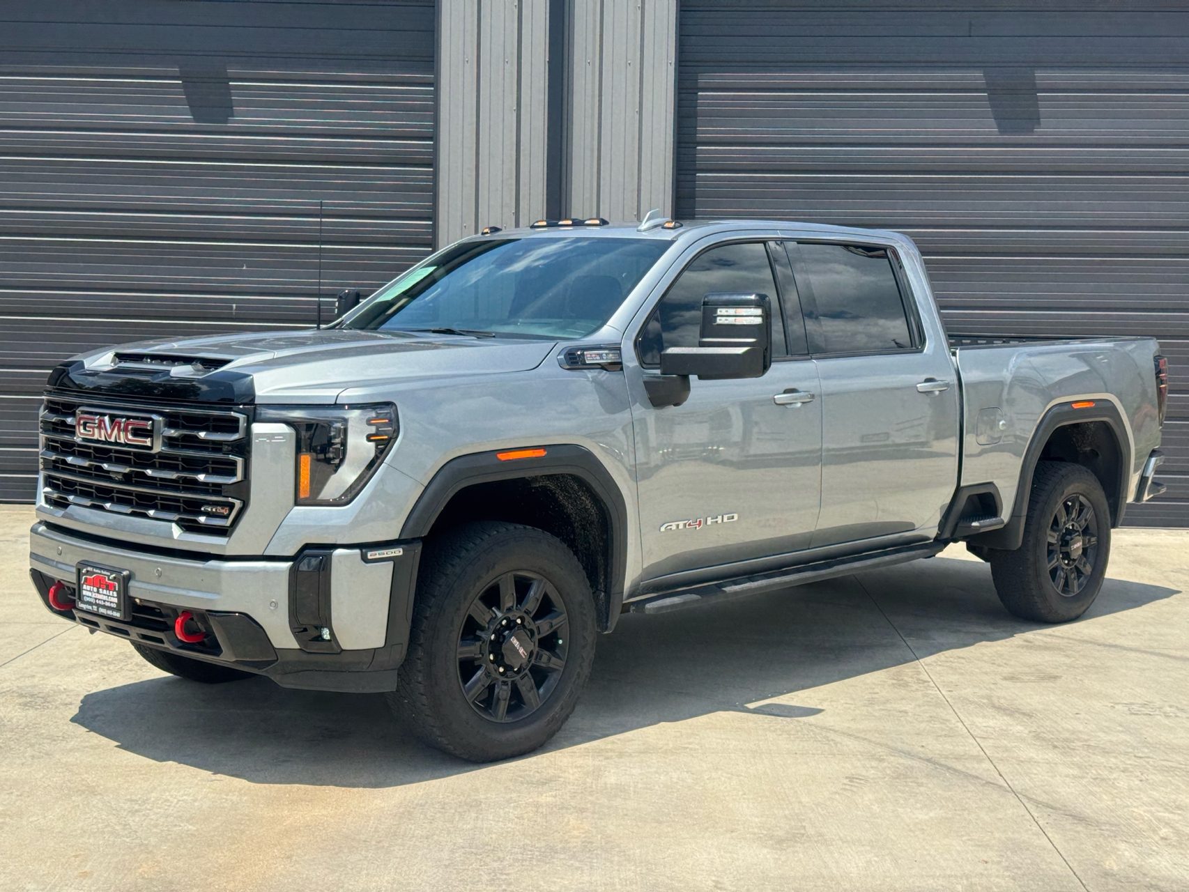 2025 GMC Sierra 4WD Crew Cab Standard Box AT4's photo