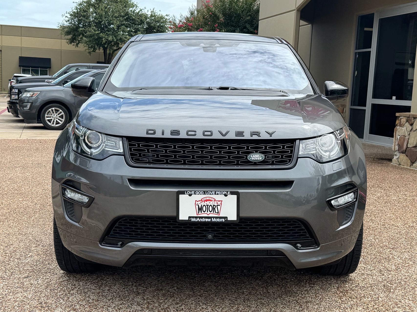 2019 Land Rover Discovery Sport HSE photo 3