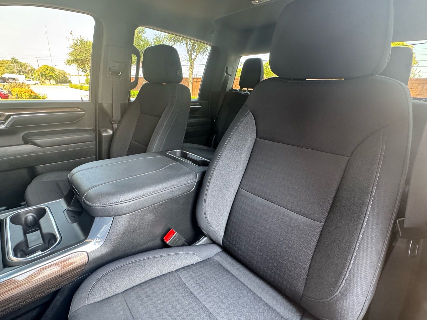 2024 Chevrolet Silverado 2500HD LT photo 24