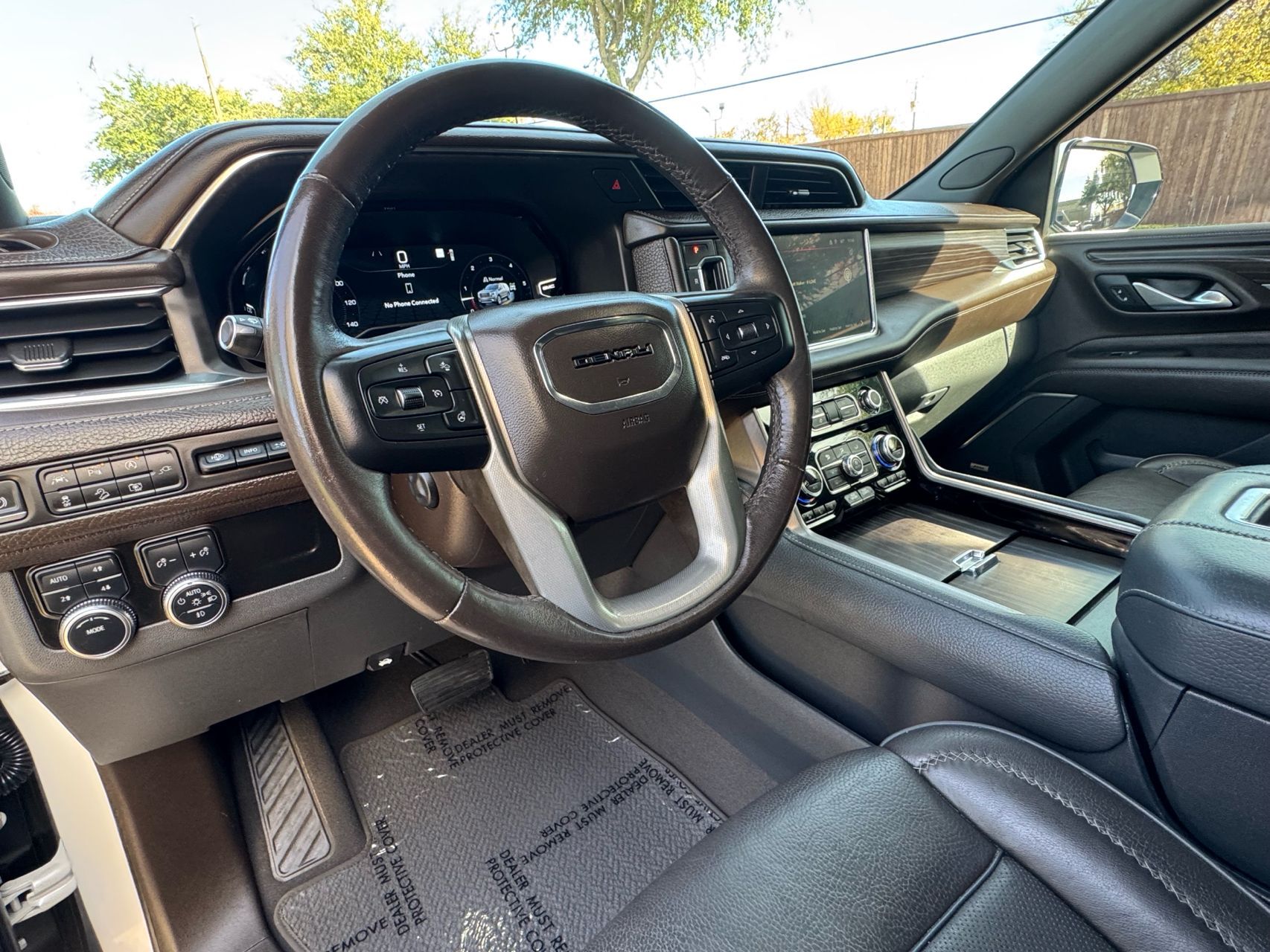 2022 GMC Yukon XL Denali - Photo 23