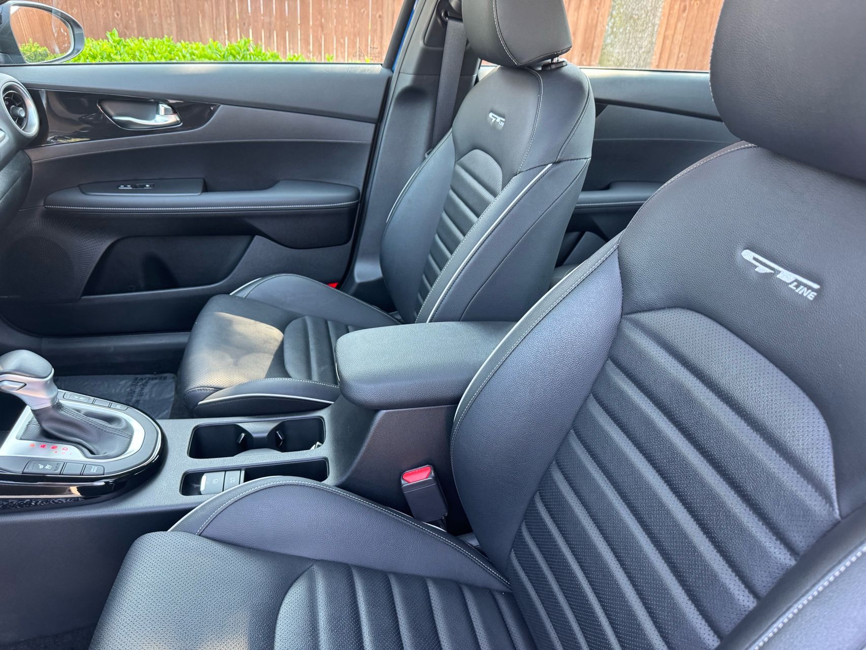 2024 Kia Forte GT-Line photo 25