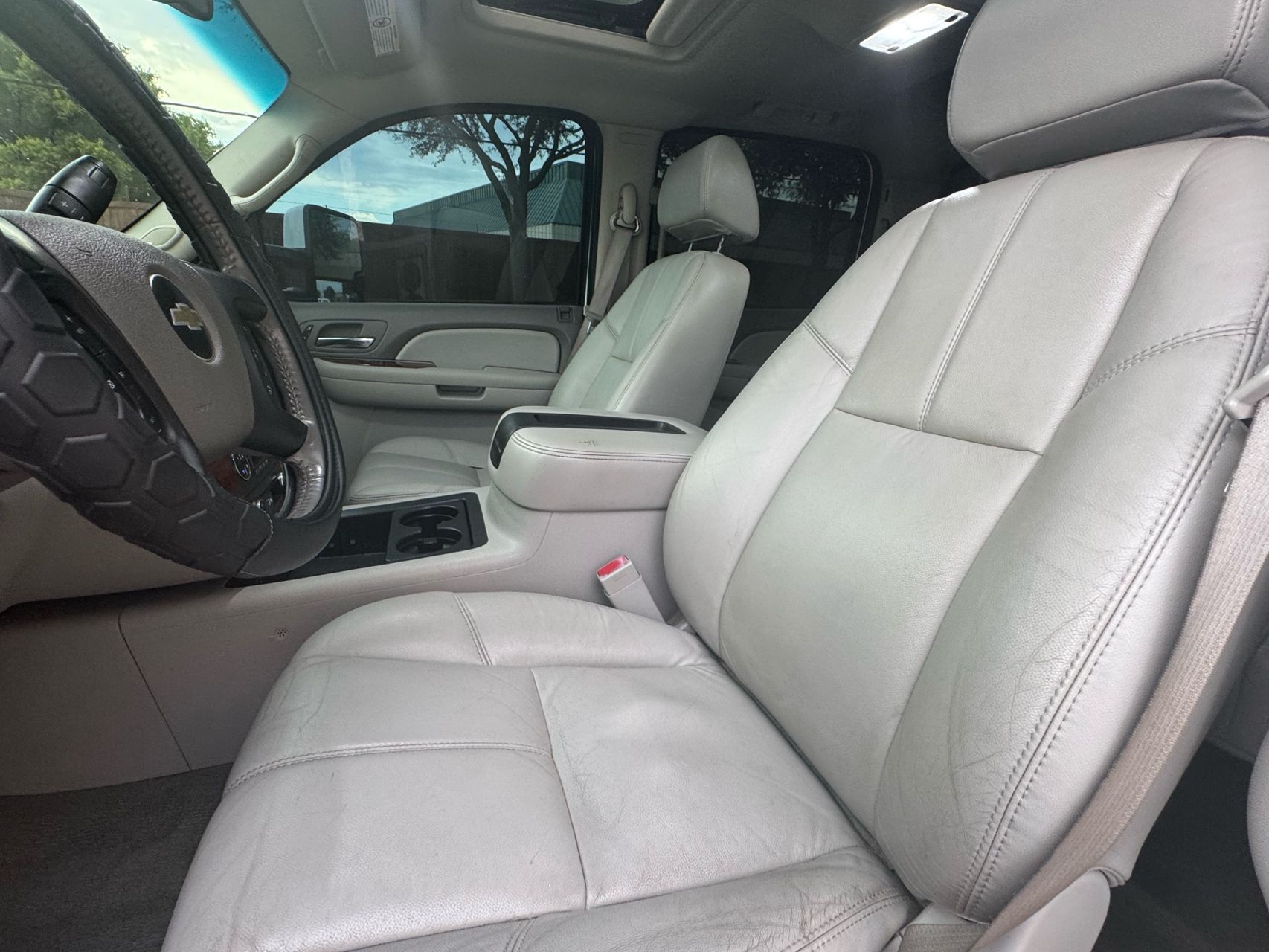 2009 Chevrolet Silverado 3500HD LTZ photo 22